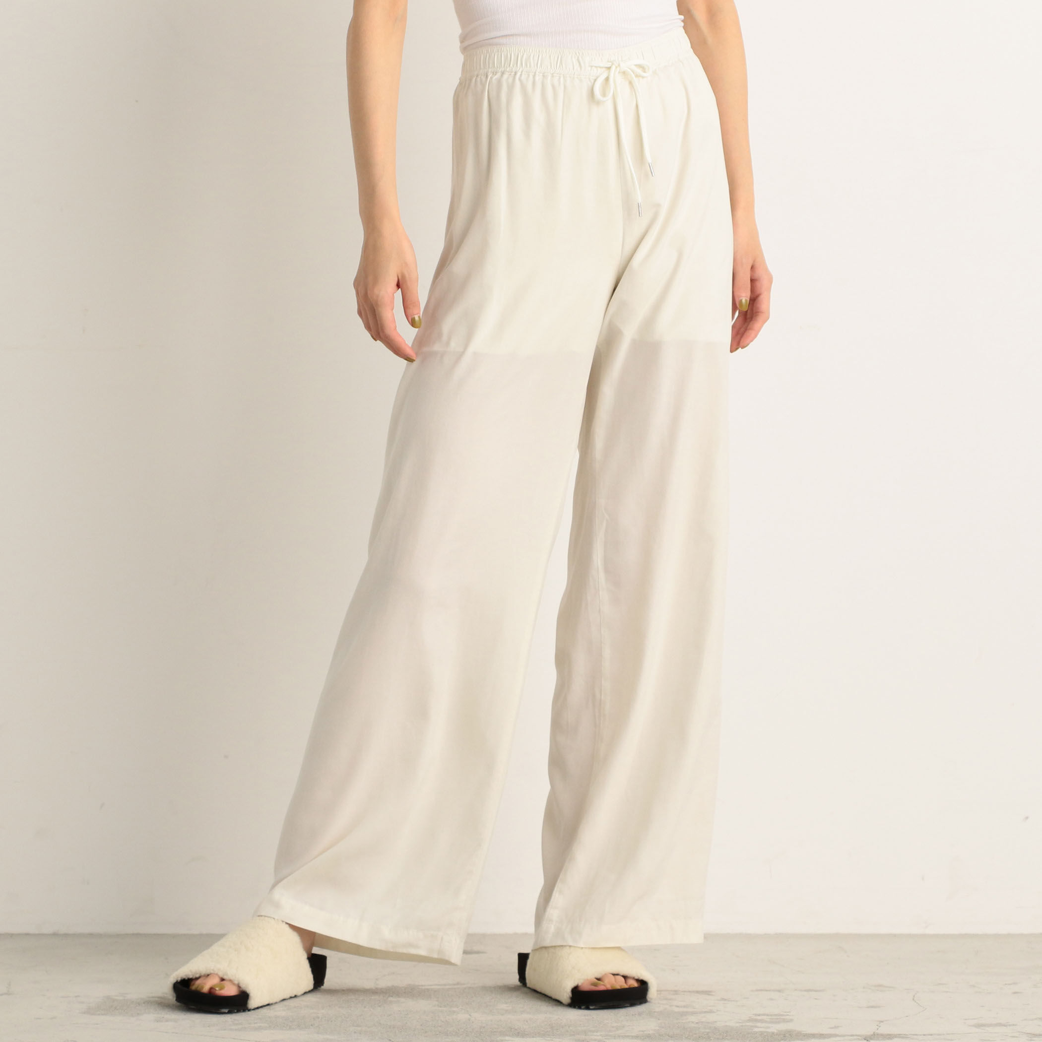 マイクロスエード イージーワイドパンツ WMMS1939｜トゥモローランド