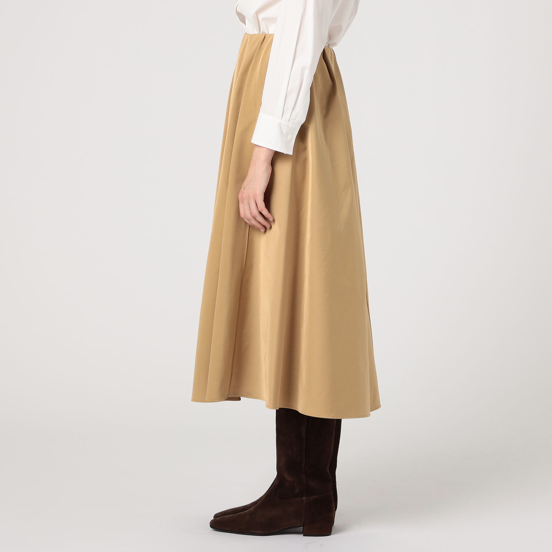 ダブルサテン タックギャザーフレアスカート｜トゥモローランド 公式通販