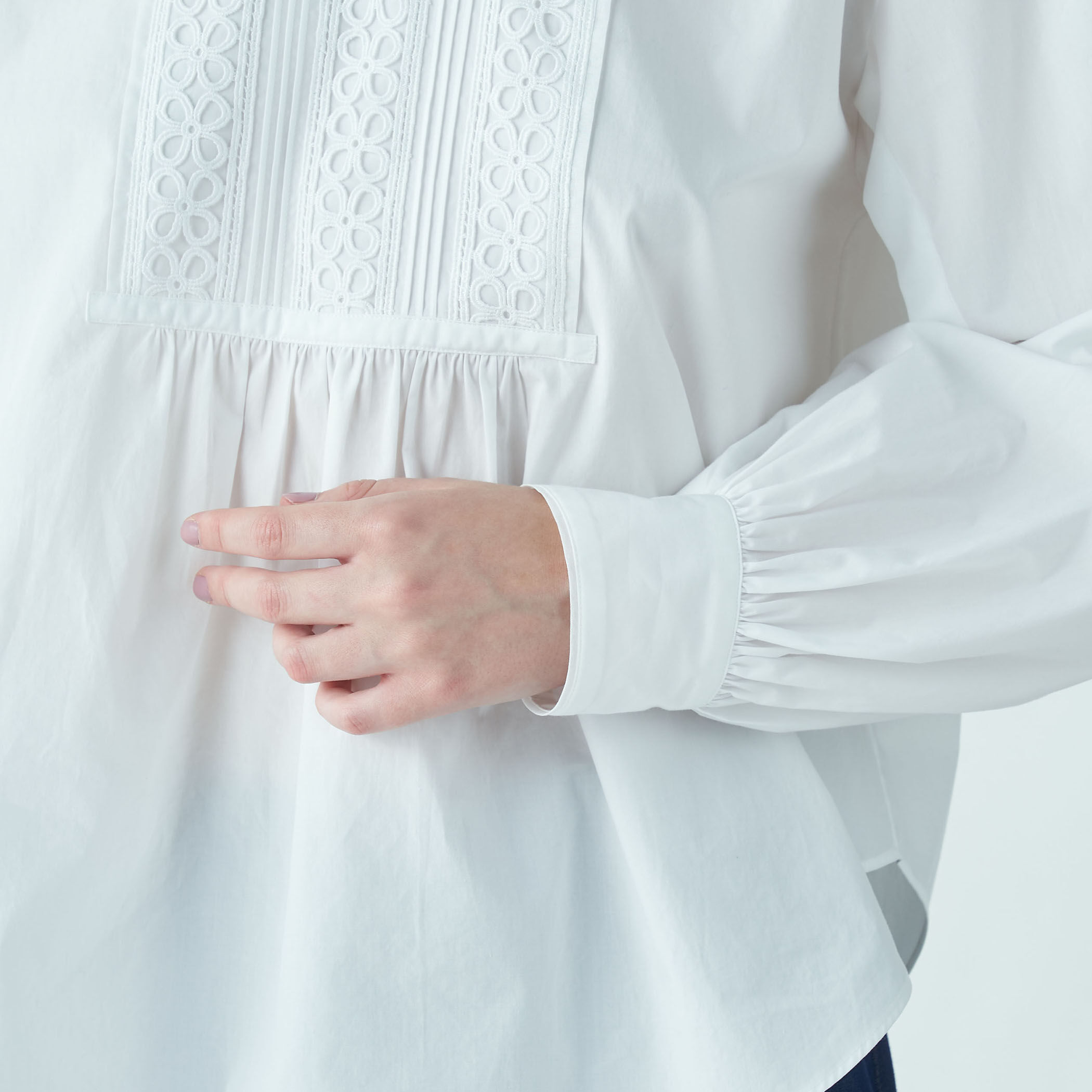 美品♪トゥモローランド カットワークレース スタンドネックチュニックブラウス白 ホワイトコンビネーション スタンドネックブラウス
