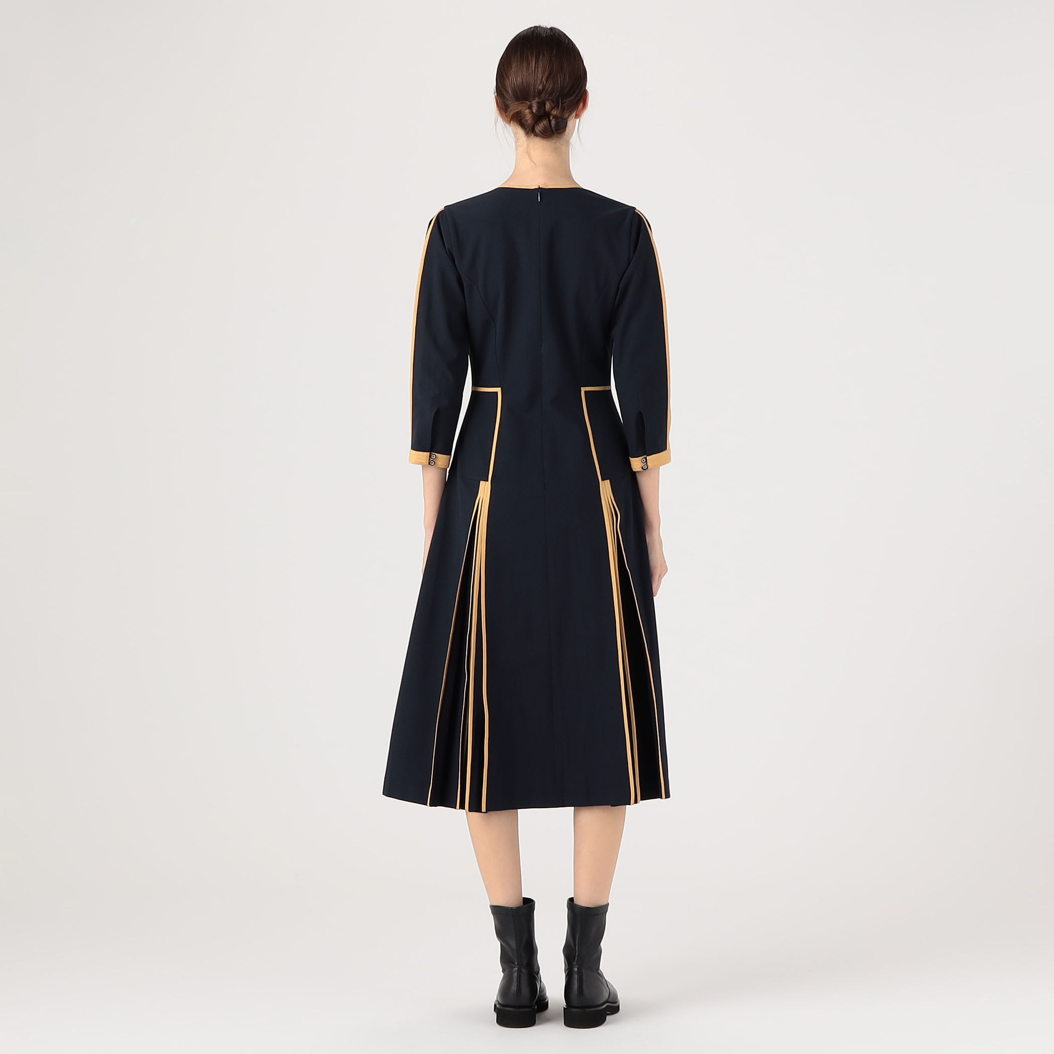 BODICE Vネックドレス｜トゥモローランド 公式通販