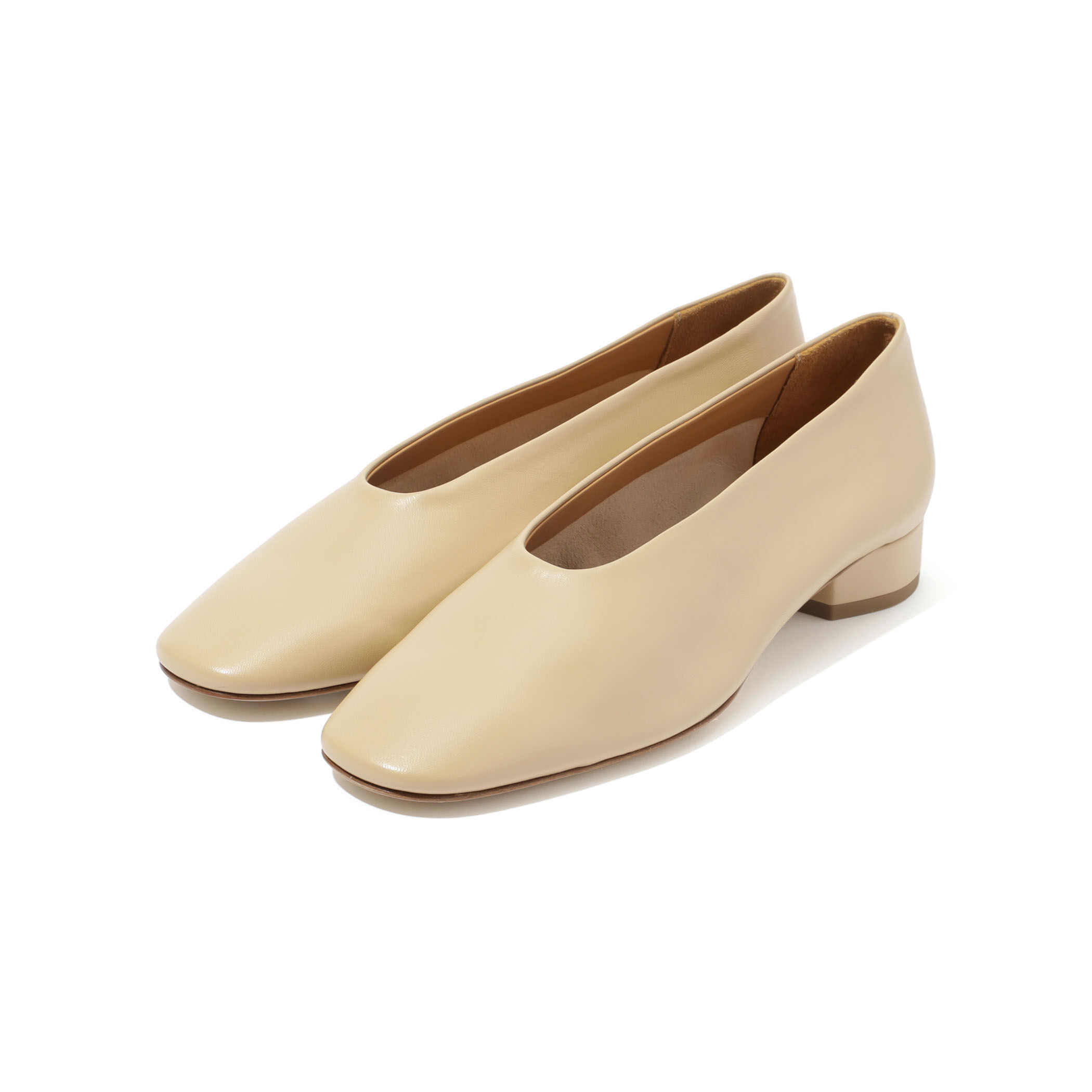 Aeyde DELIA ナッパレザーパンプス｜トゥモローランド 公式通販