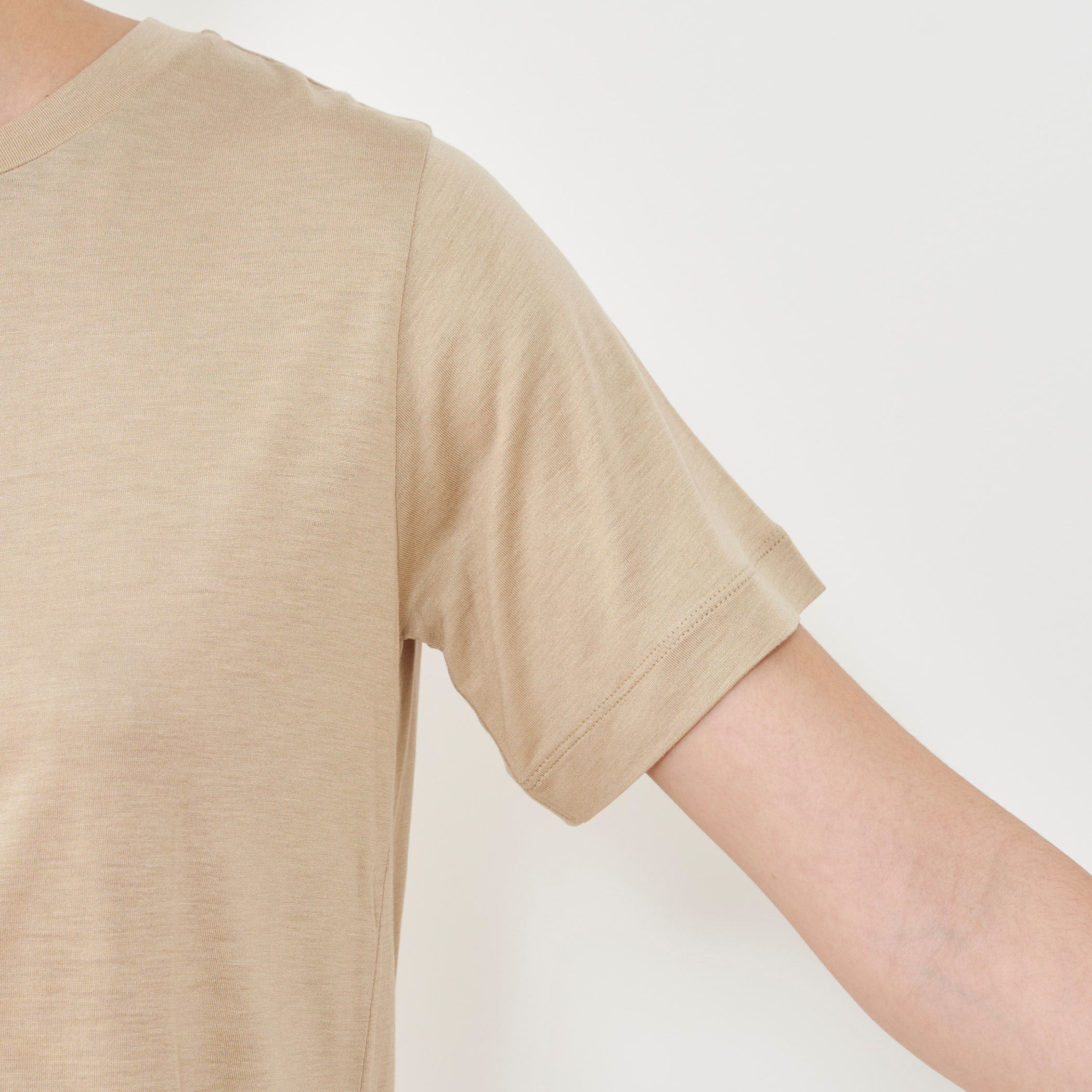 バンブーレーヨン クルーネックTシャツ｜トゥモローランド 公式通販