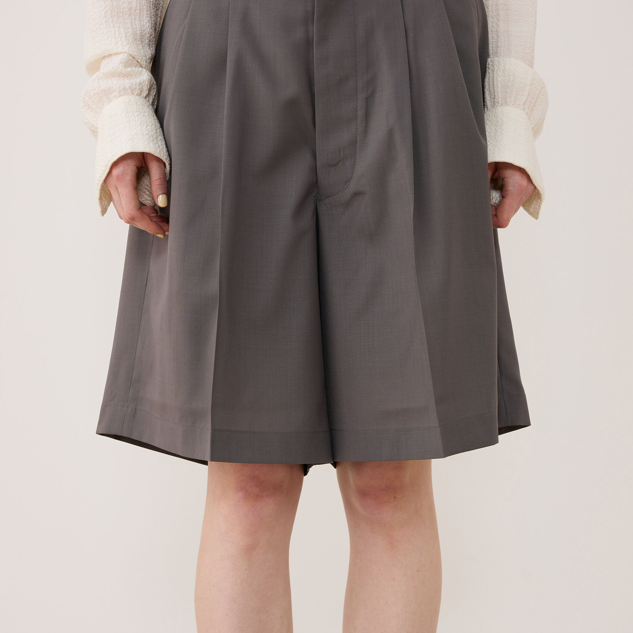 ハバーサック グレー ショートパンツ HAVERSACK 2タックショートパンツ｜トゥモローランド 公式通販