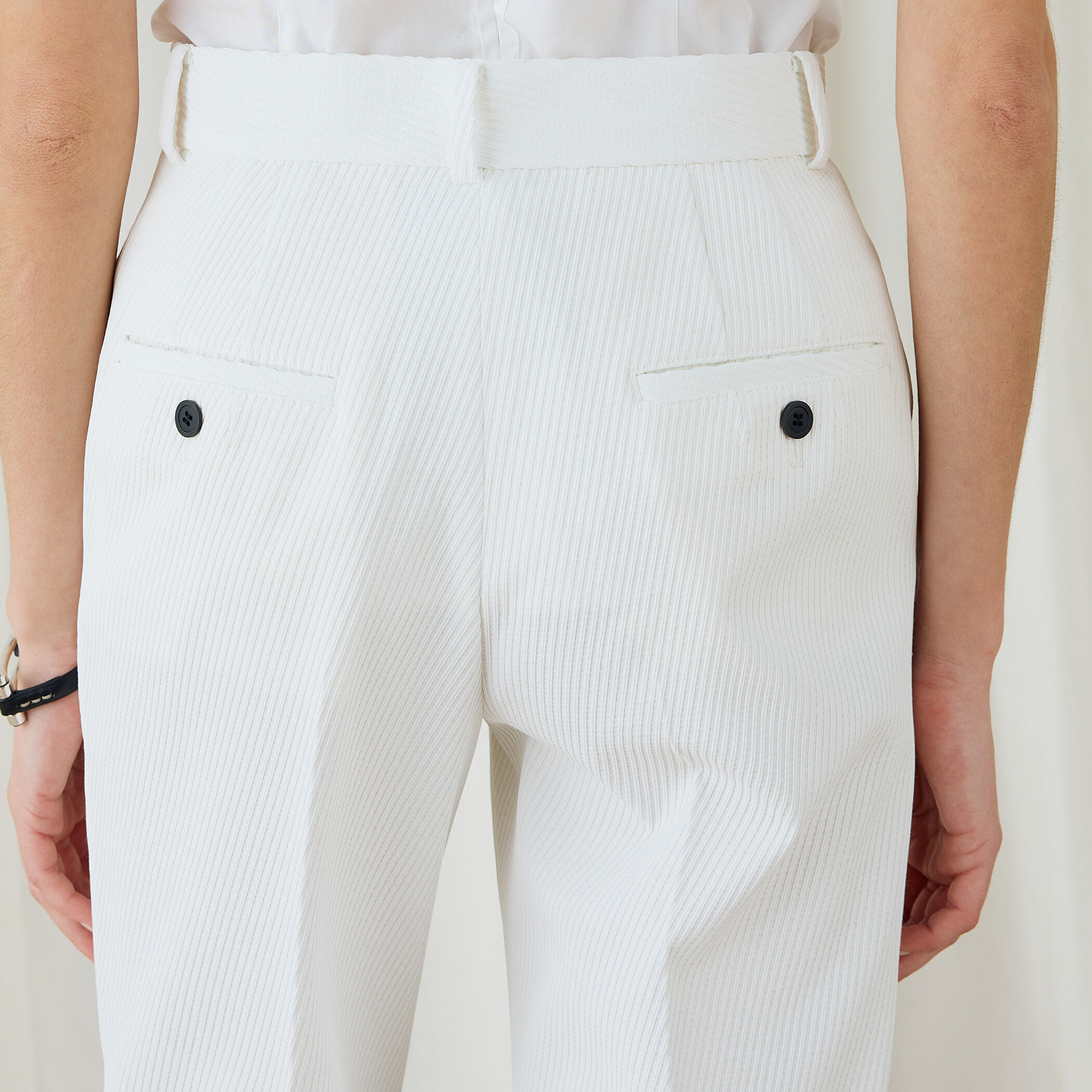 ツイルジャカード クロップドパンツ｜トゥモローランド 公式通販