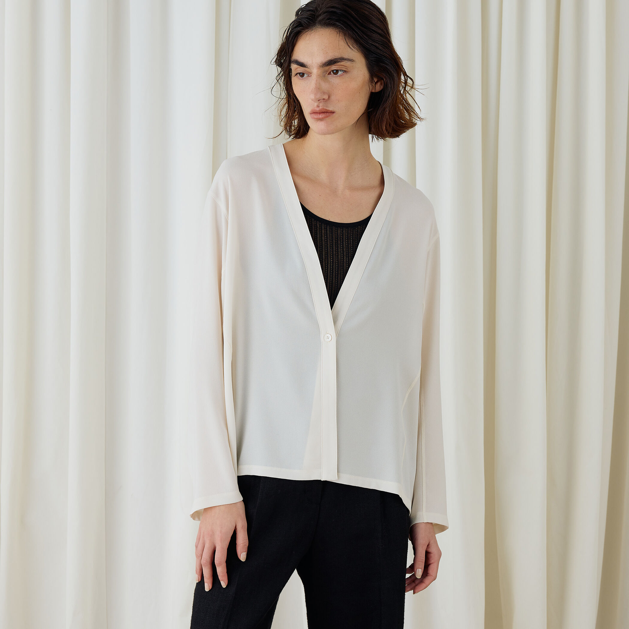 ジャージーライクジョーゼット カラーレスジャケット