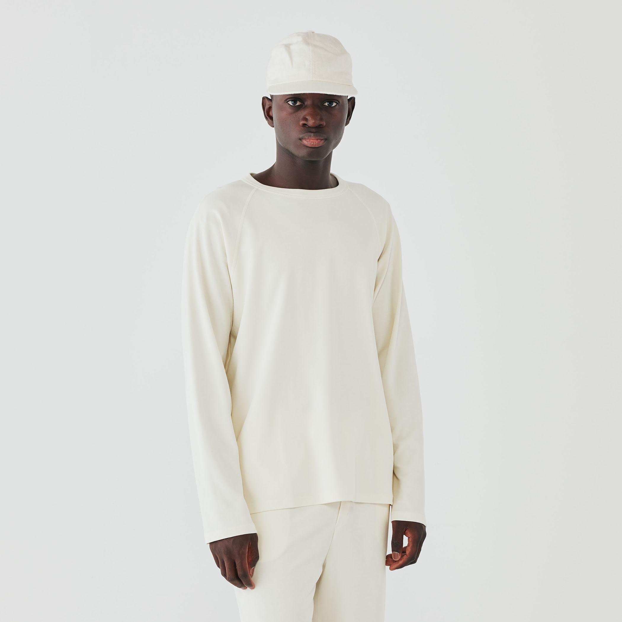 モクロディ クルーネックロングスリーブTシャツ｜トゥモローランド