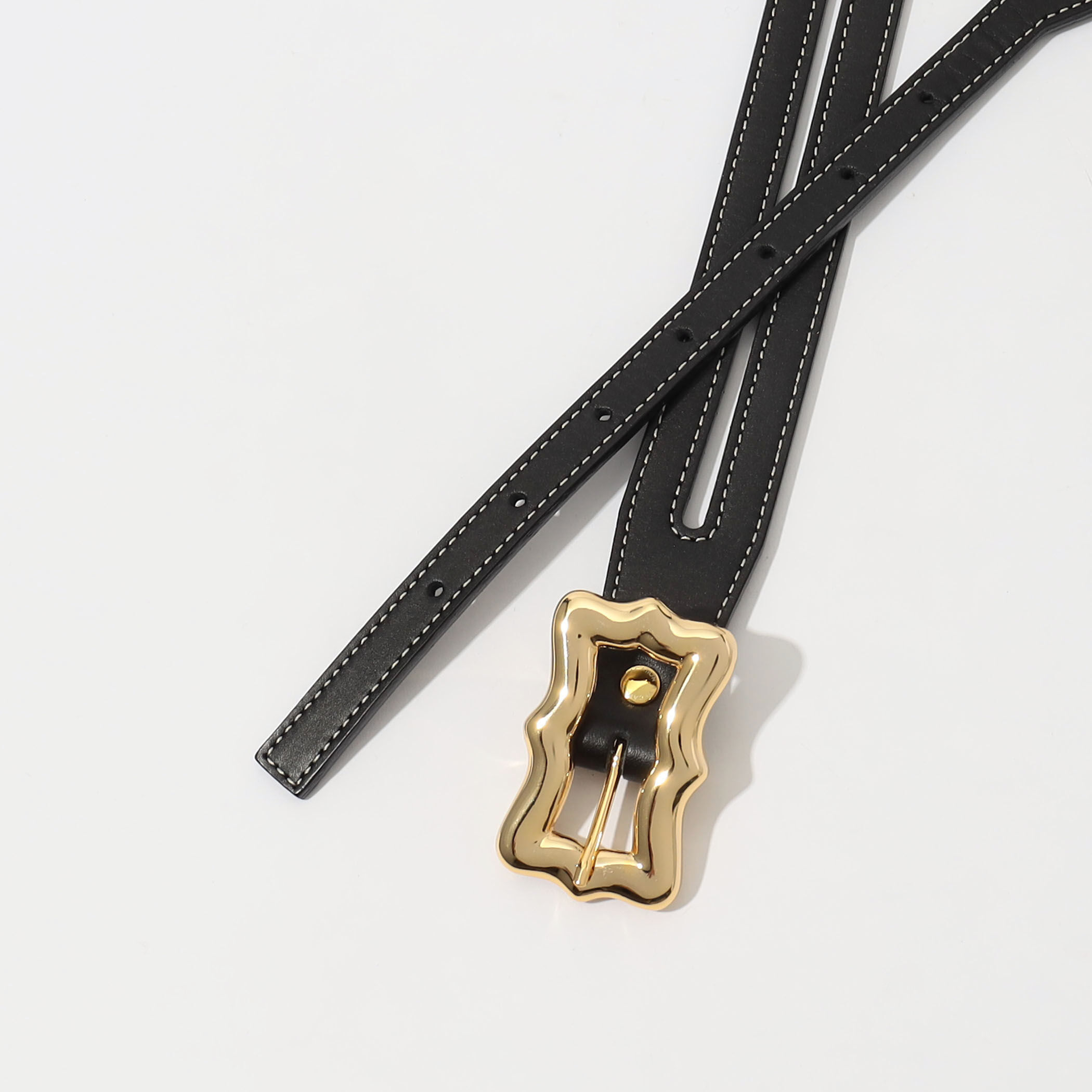 A VACATION RIBBON ゴールドバックル ベルト｜トゥモローランド 公式通販