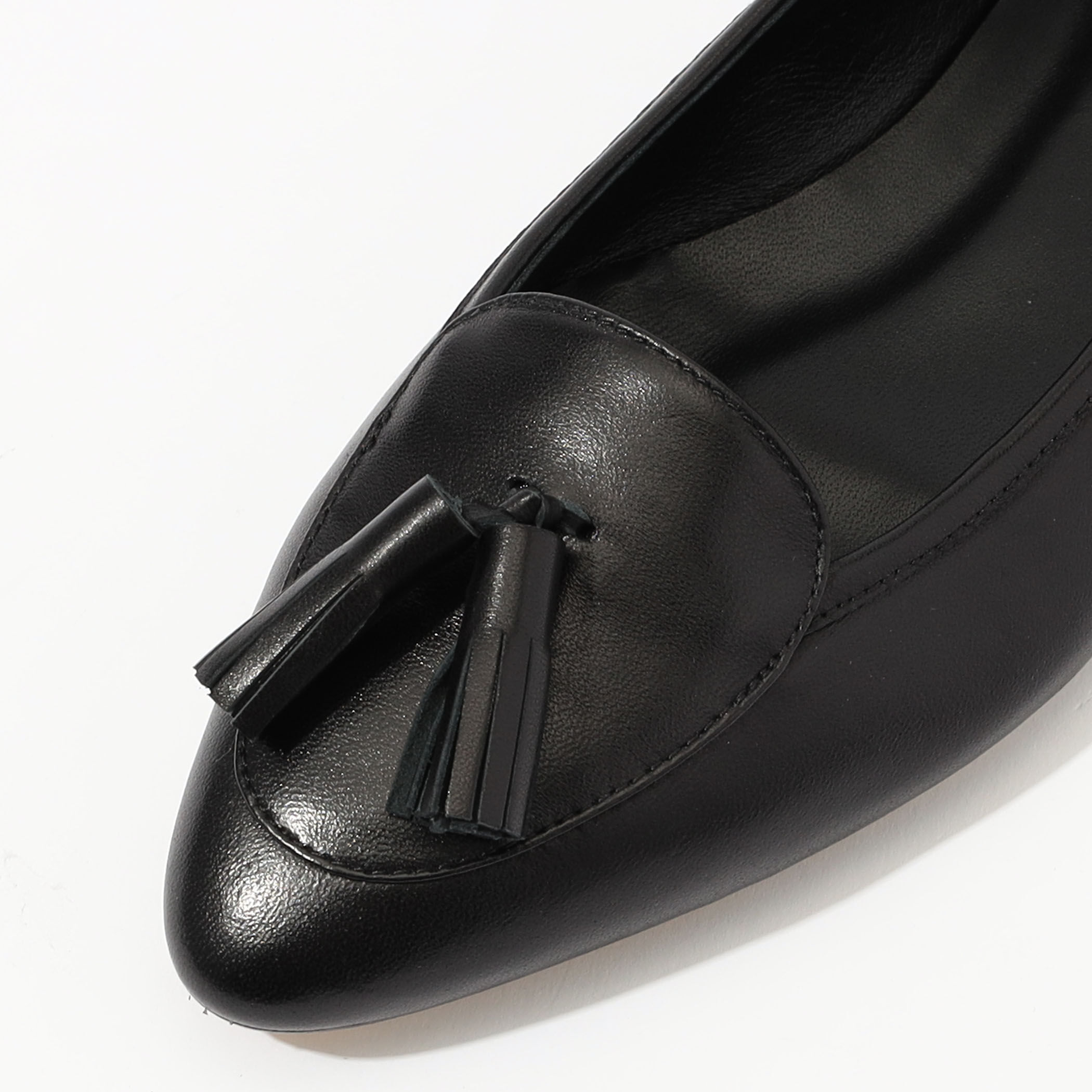 Aeyde FLORIS TASSEL フラットシューズ｜トゥモローランド 公式サイト