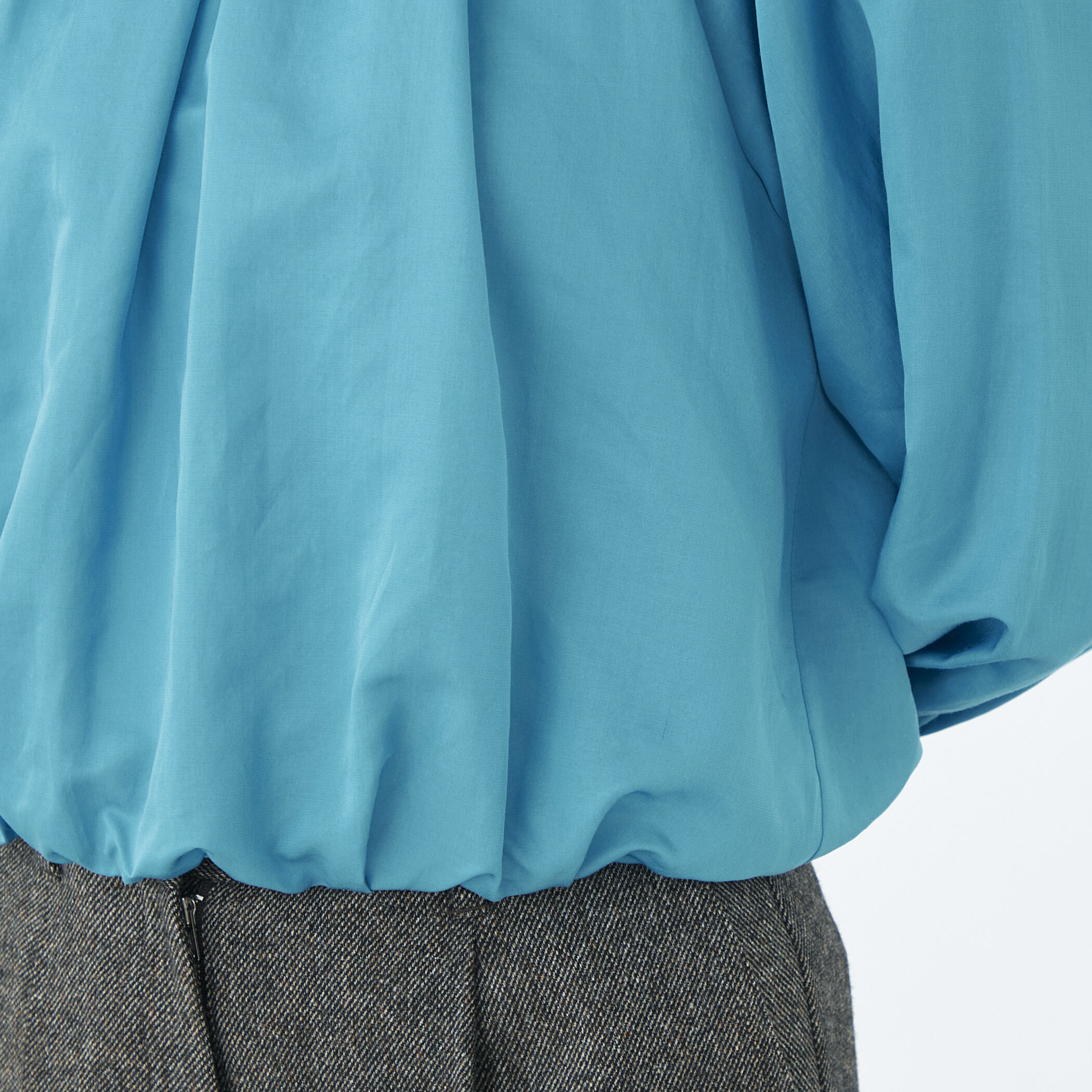 コットンシルクサテン 2-wayボウタイブラウス｜トゥモローランド 公式通販