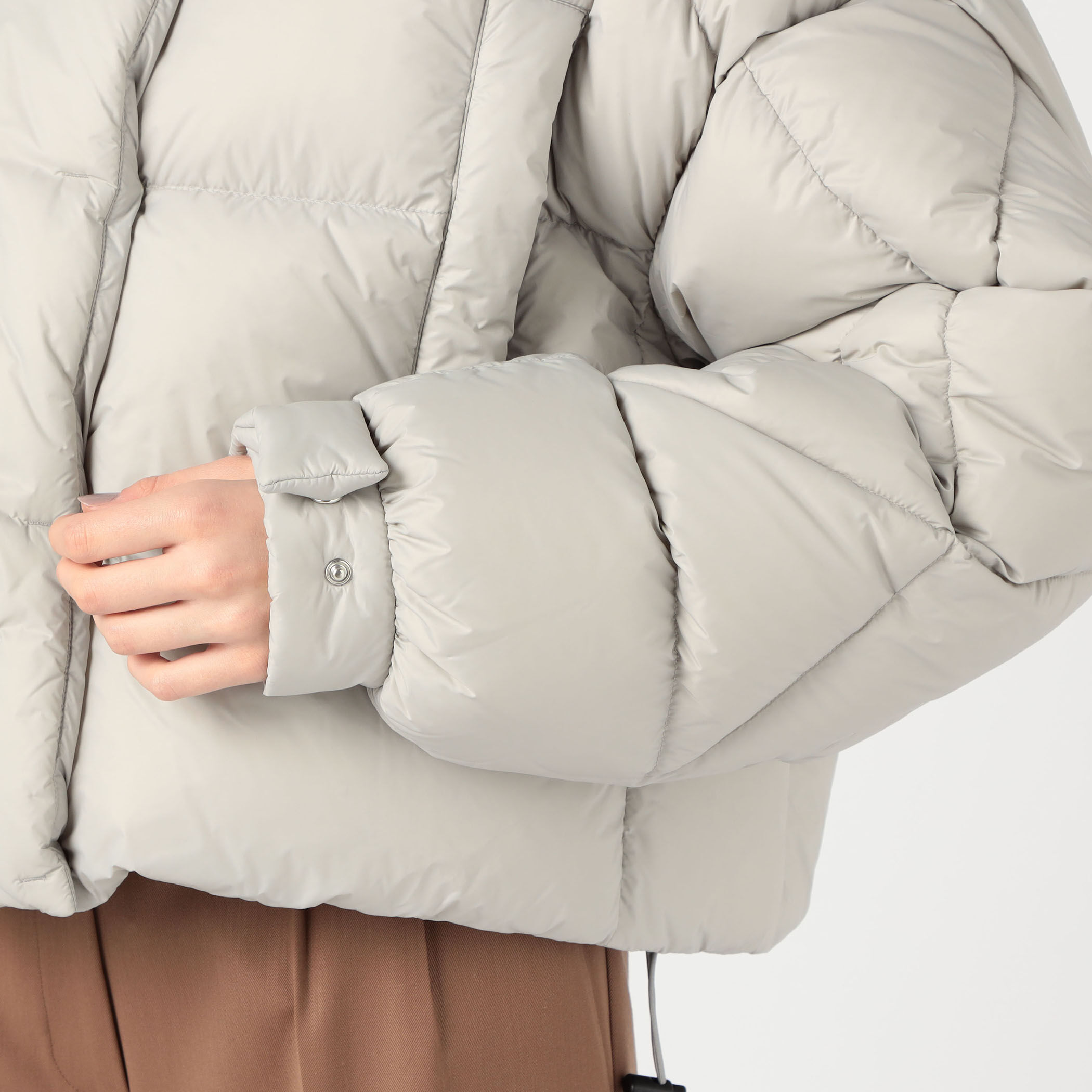 Bacon PUFFA RING ダウンコート｜トゥモローランド 公式通販
