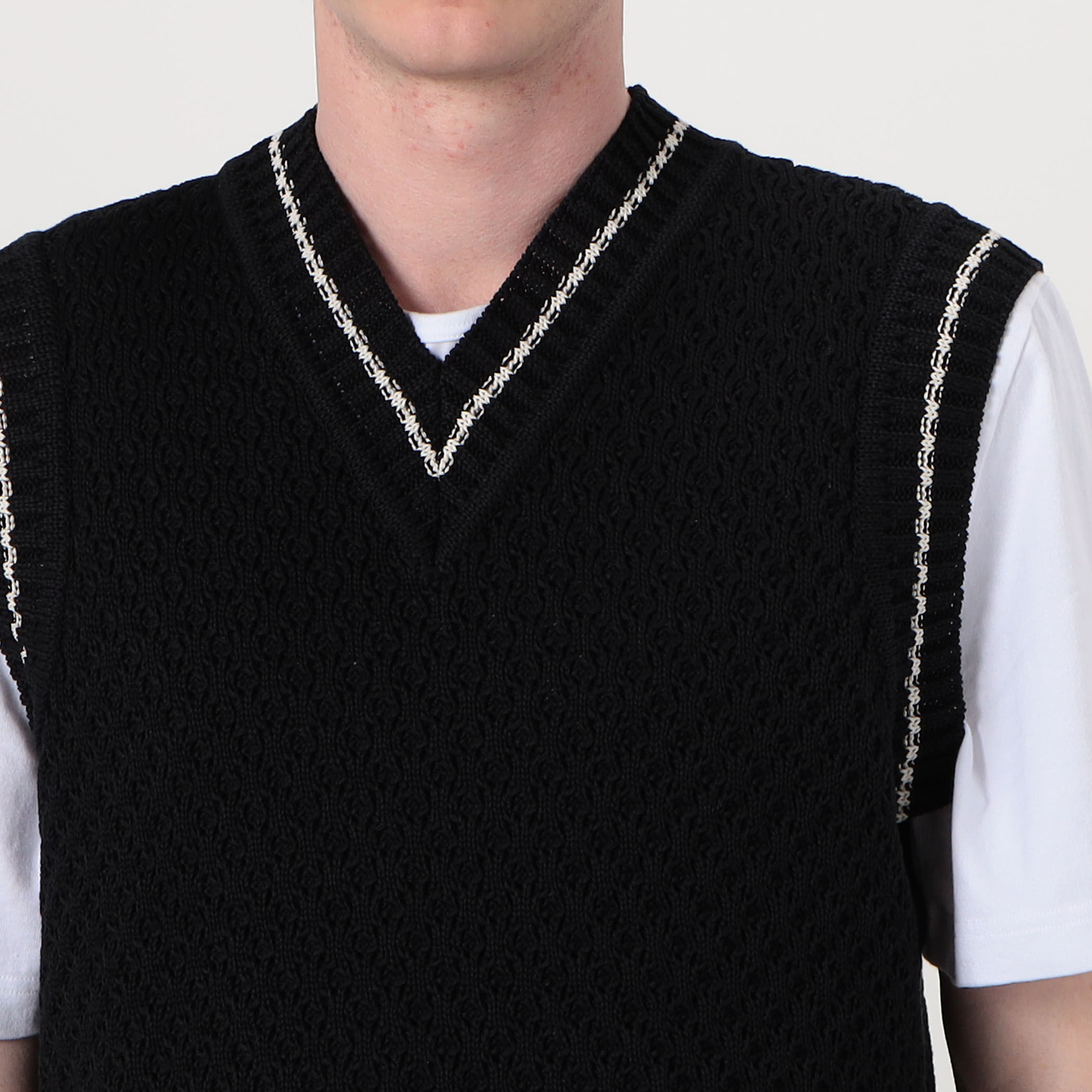 OUAT META VEST コットン Vネック ニットベスト｜トゥモローランド