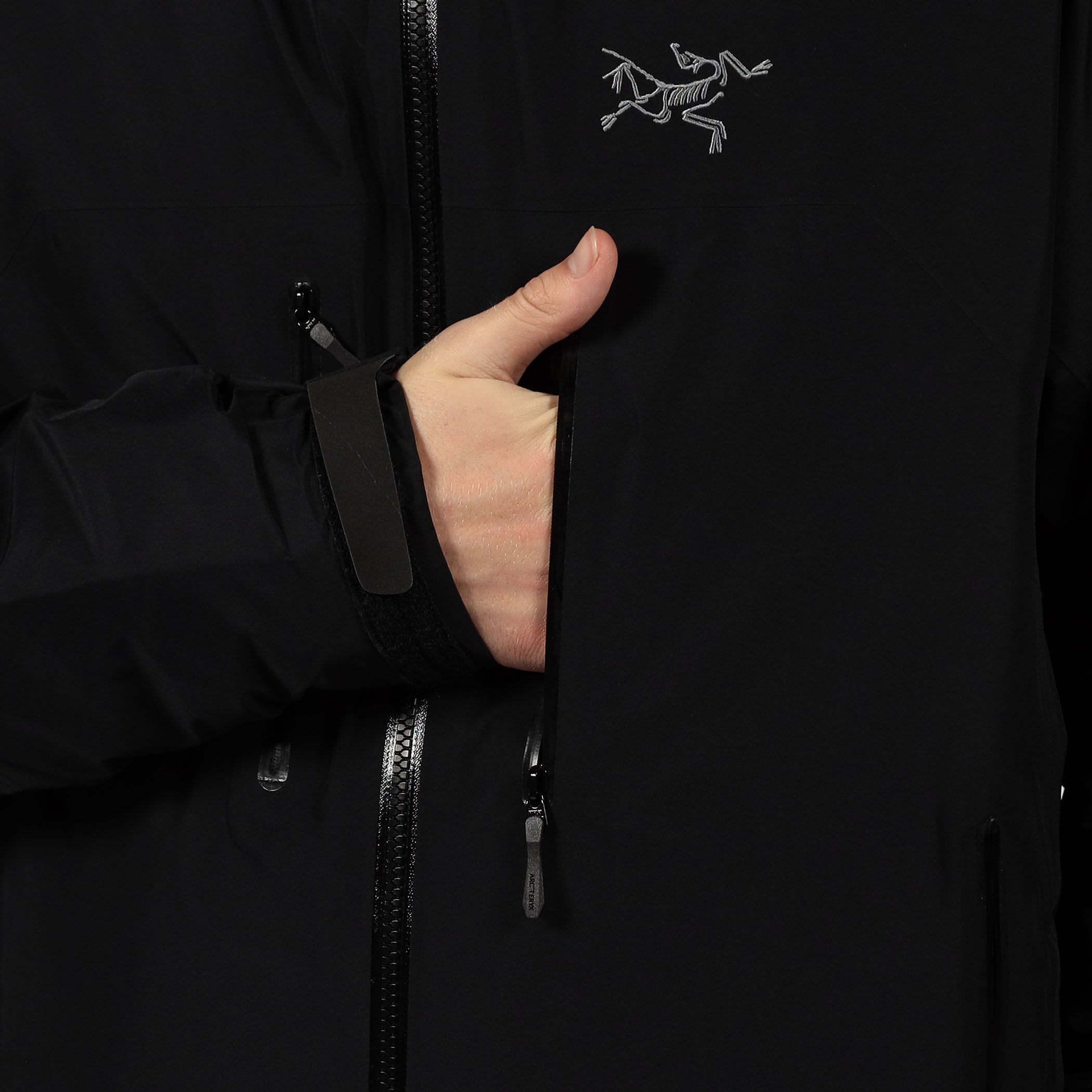 Arc'teryx BETA DOWN INSULATED JACKET ダウンジャケット