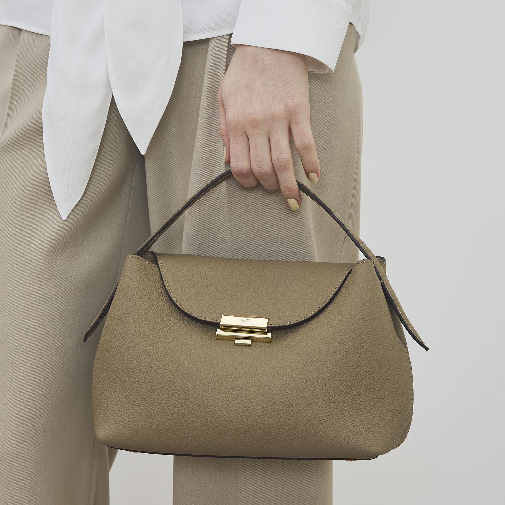 PUNTI. MAGNOLIA ハンドバッグ｜トゥモローランド 公式サイト