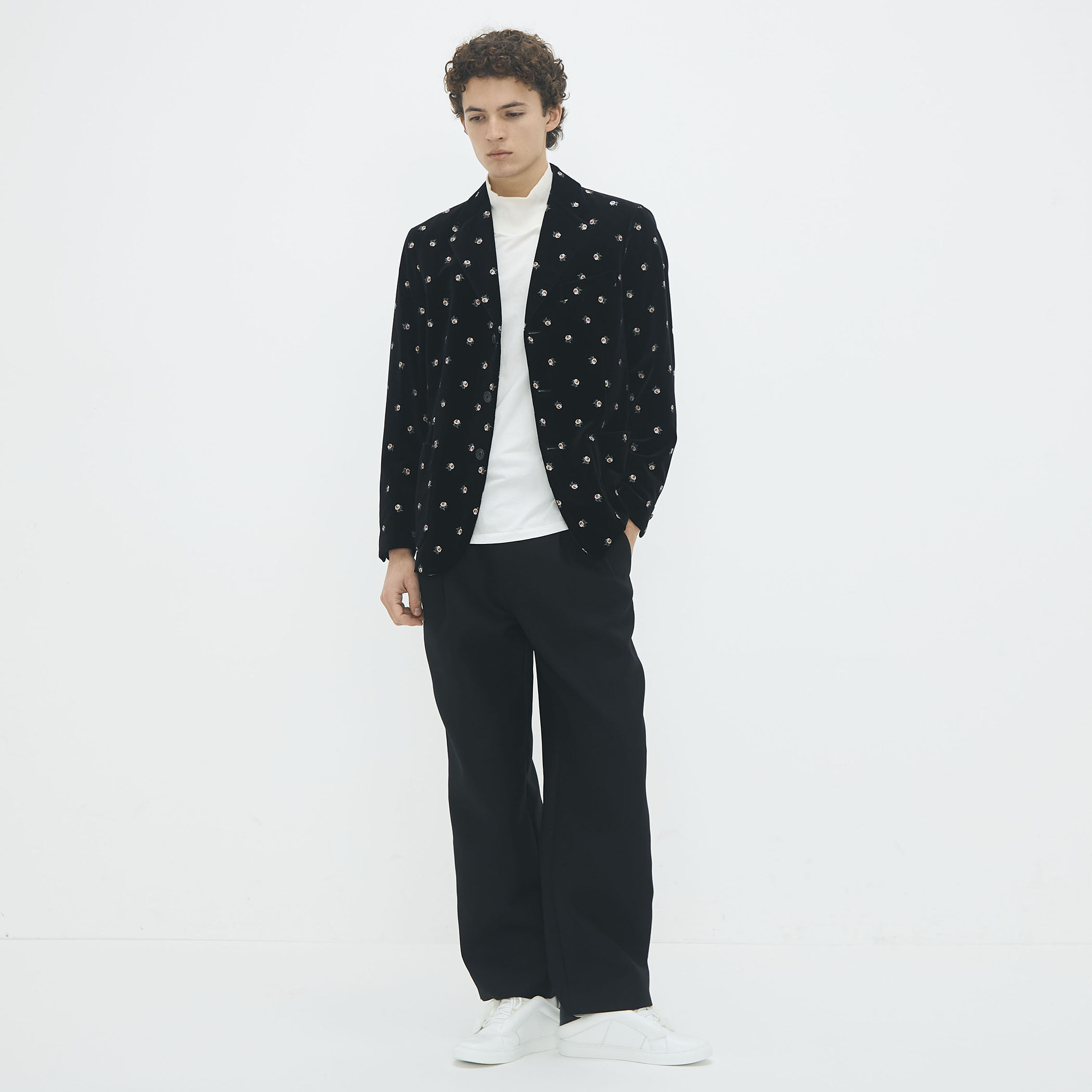 CABaN ベロアローズプリント テーラードジャケット｜トゥモローランド