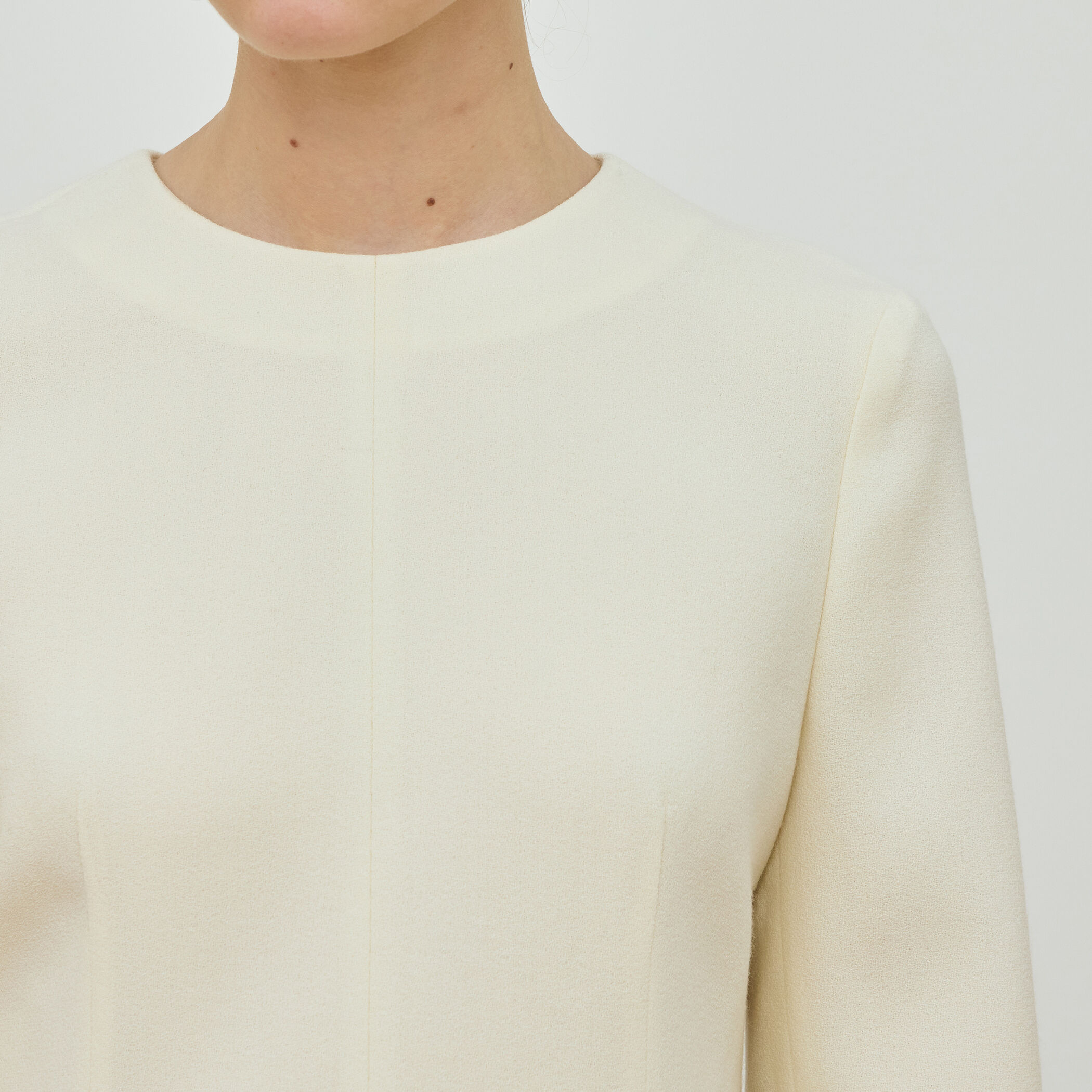 Drawer ドゥロワー ウール プルオーバー ブラウス ベージュフリーサイズ ウールジョーゼット プルオーバーブラウス｜トゥモローランド 公式通販