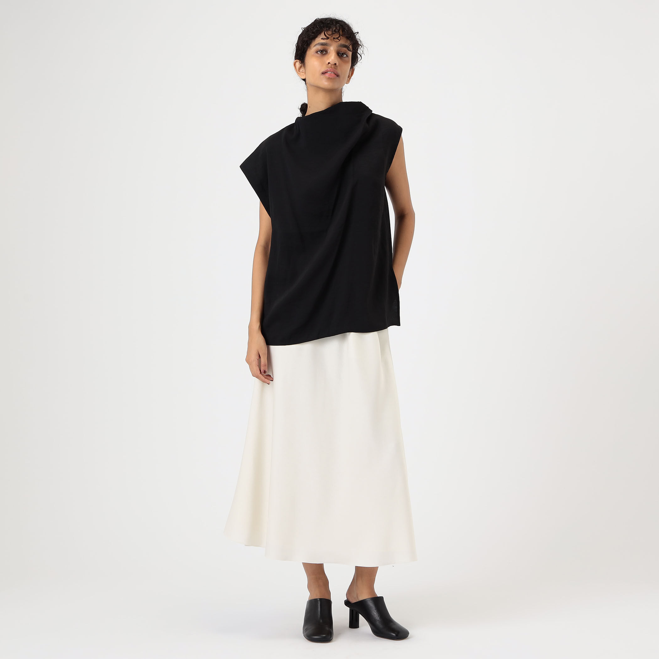 サテンジョーゼット セミマーメイドスカート｜トゥモローランド 公式通販