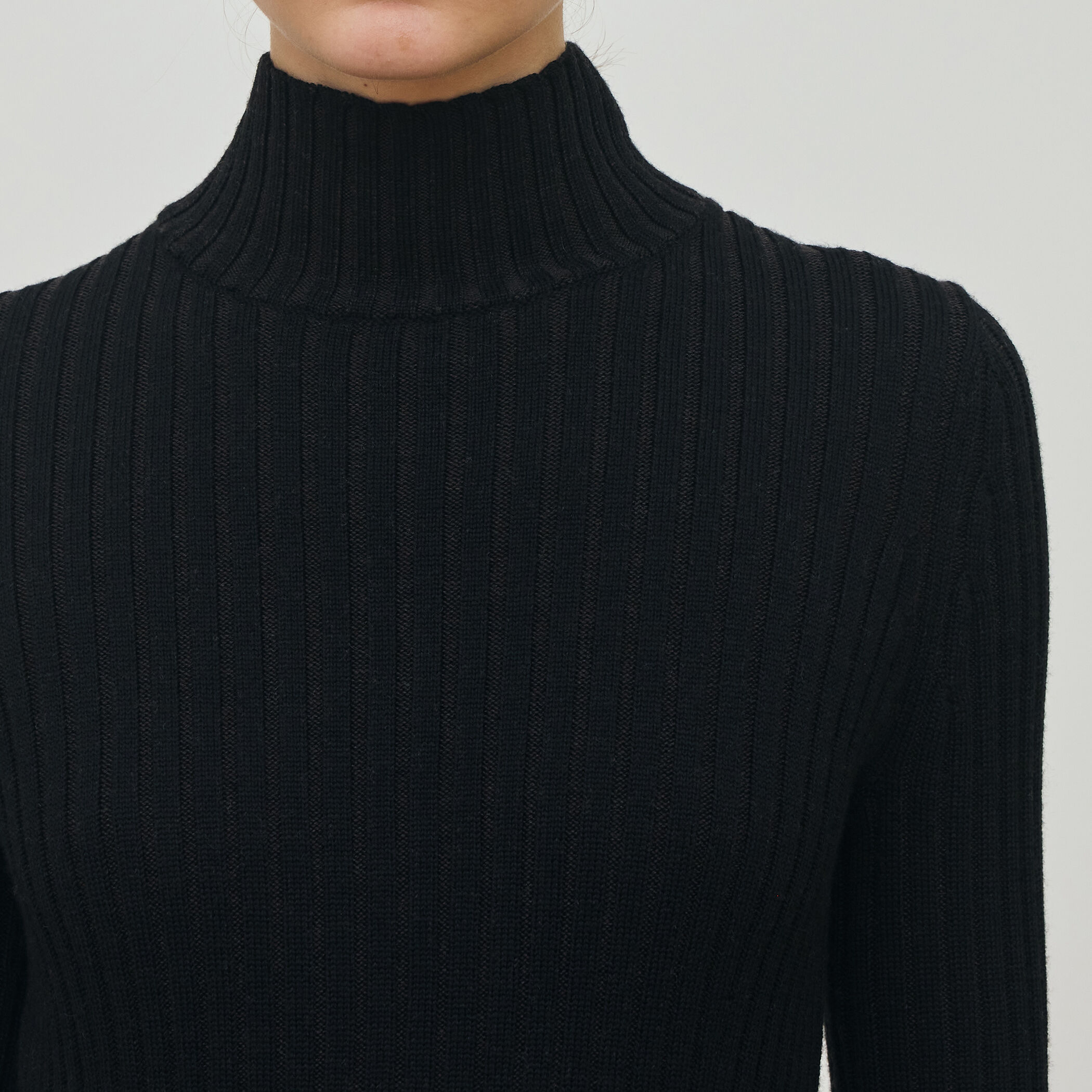 黒 ハイネックプルオーバー IENA｜Fineニュージーウール ハイネックプルオーバー | Rakuten