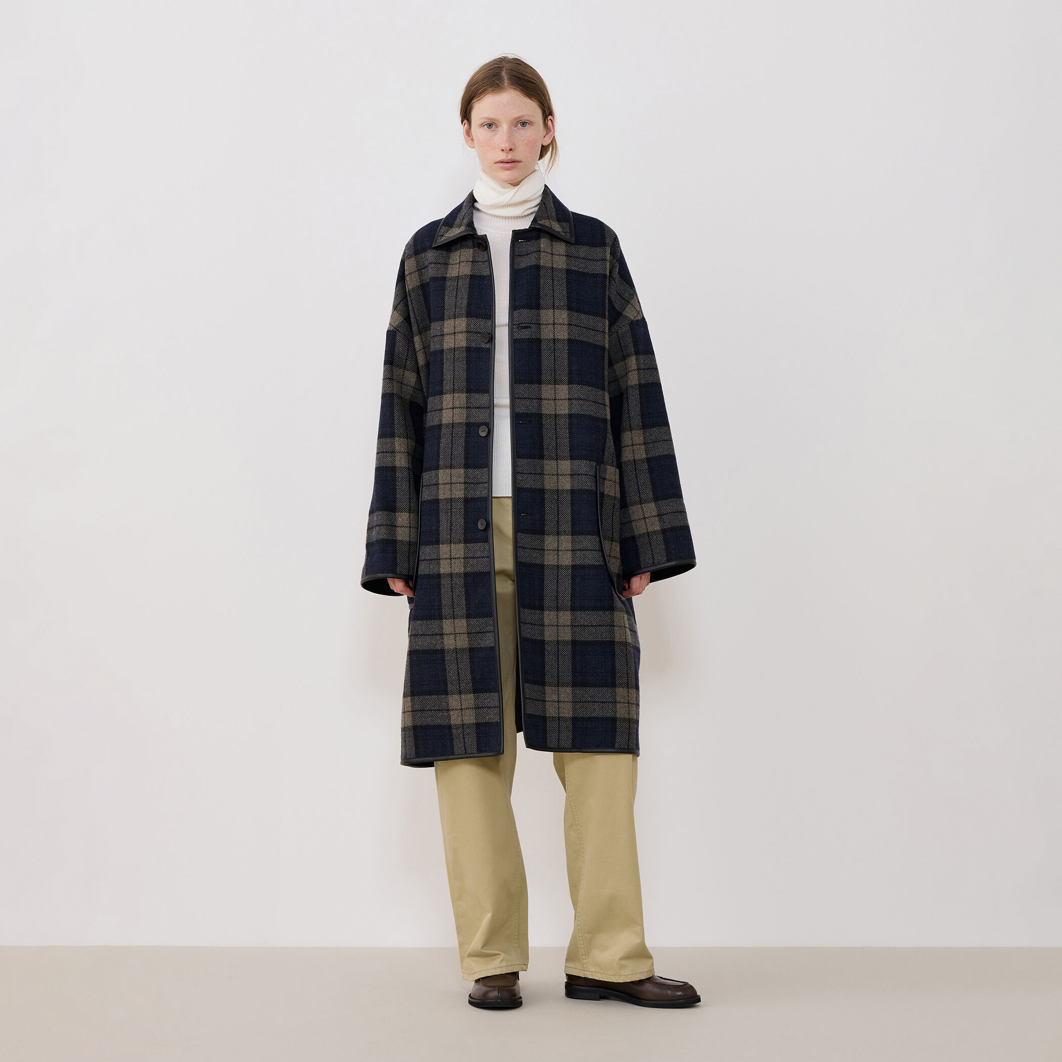 トゥモローランド ウール ツイード イタリア製生地 ステンカラーコート グレー タータンウールツイード バルカラーコート｜トゥモローランド