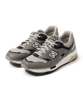 NEW BALANCE CM1600 スニーカー