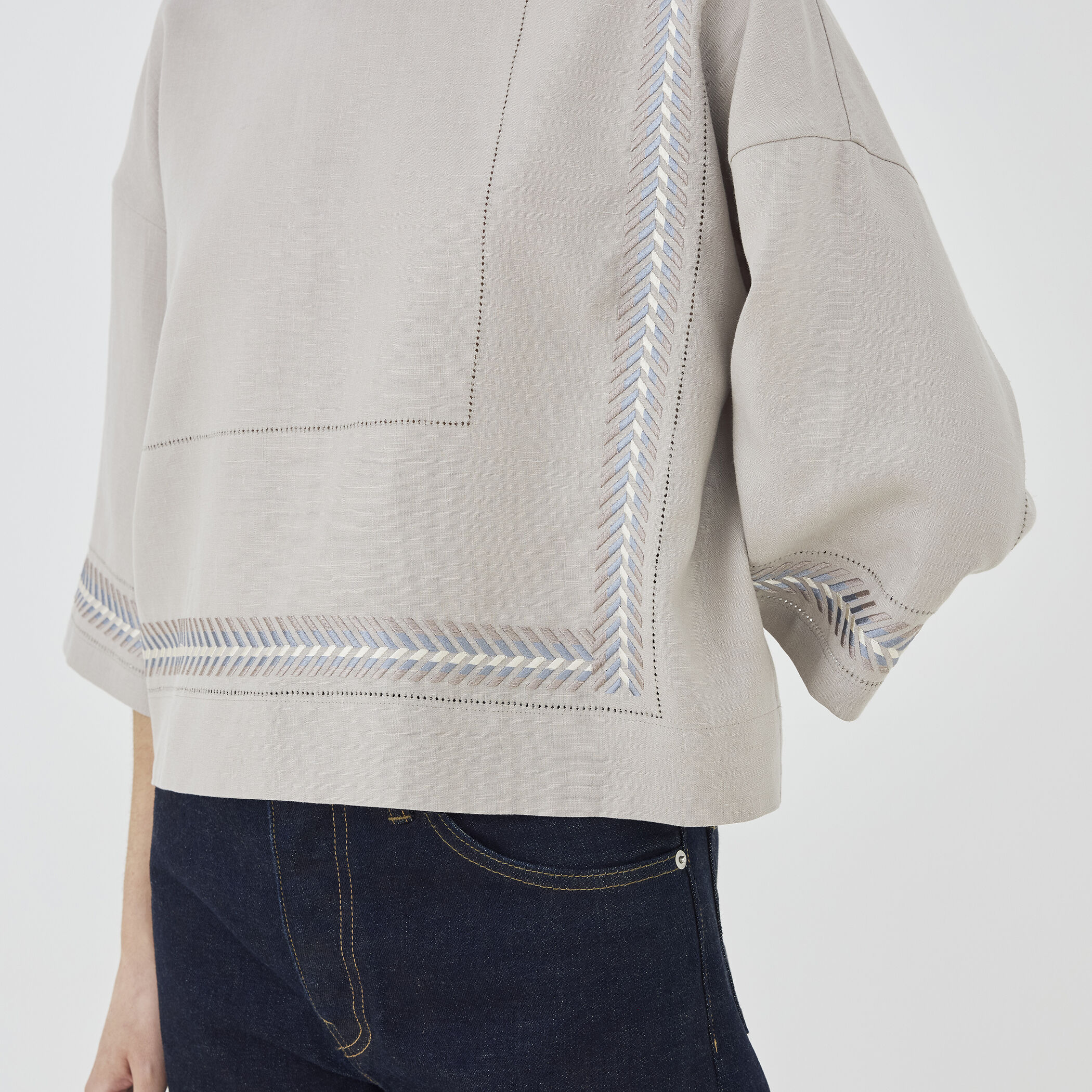 WEB先行予約】フレンチリネン クルーネックブラウス｜トゥモローランド