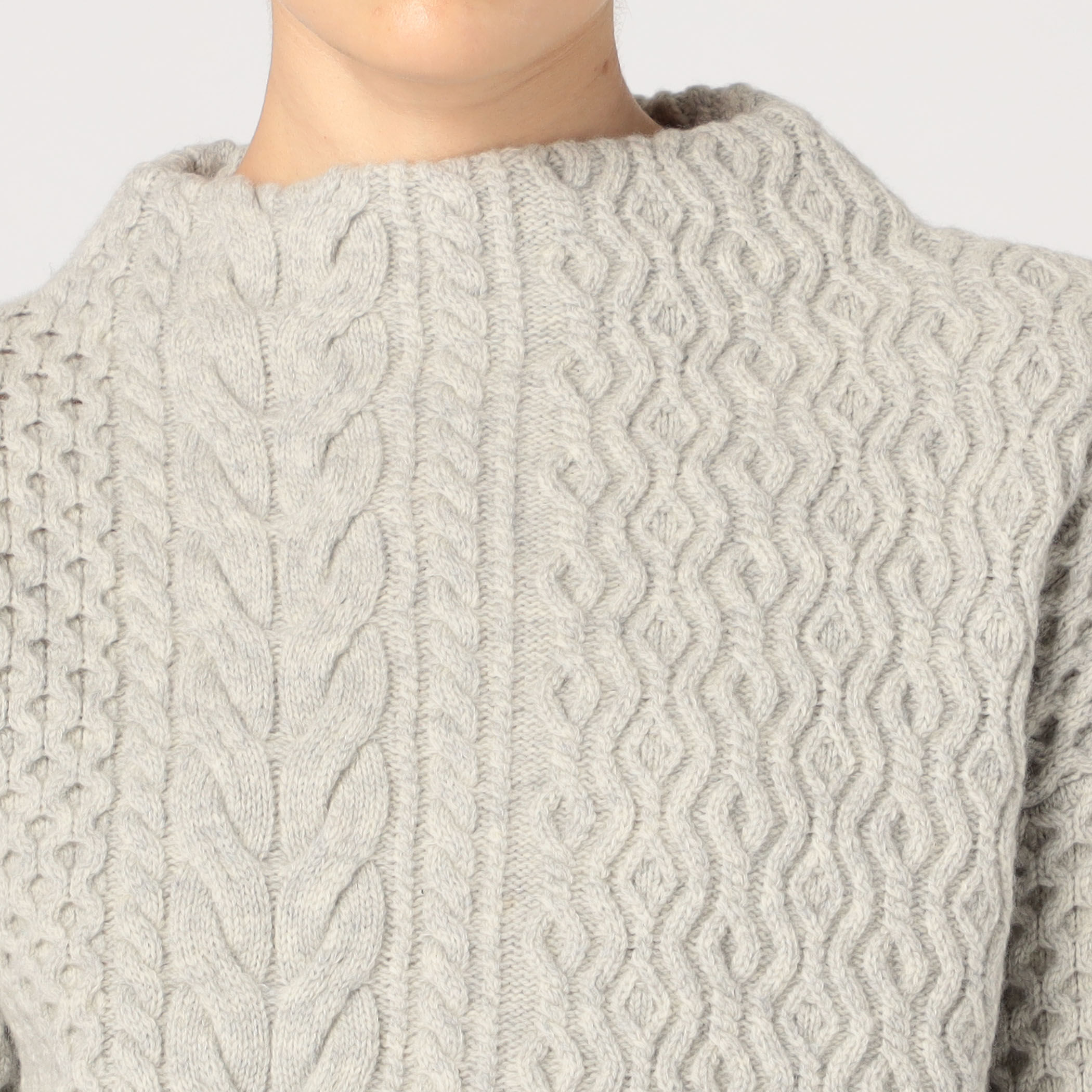 アランニット ビルドネックプルオーバー｜トゥモローランド 公式通販