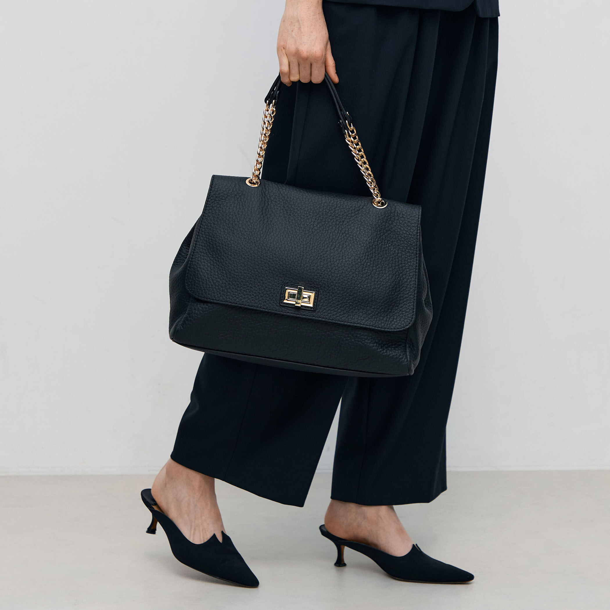 LOHEN ローヘン バックタックロングリバージレ 黒 ジレ