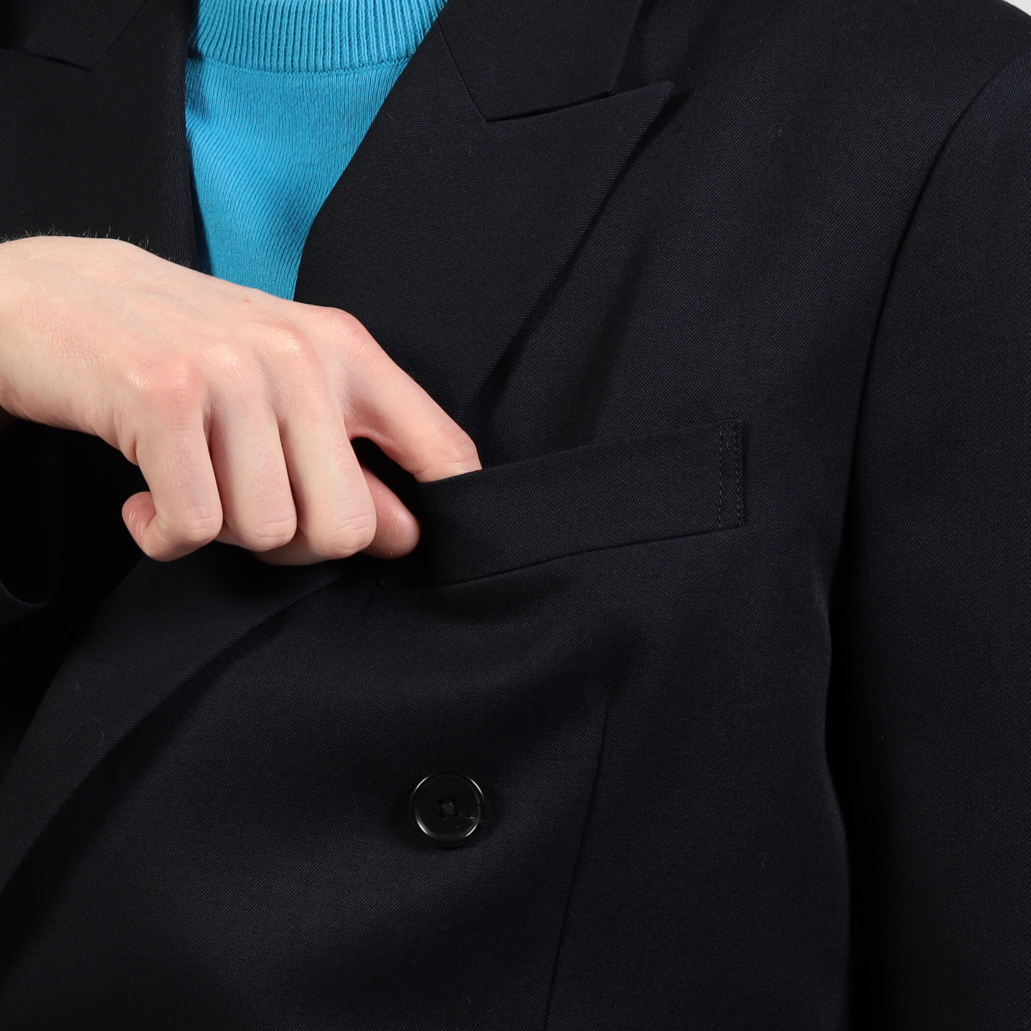 CABAN 黒 ボタンジャケット CABAN 黒 ボタンジャケット すべてのアイテム｜トゥモローランド