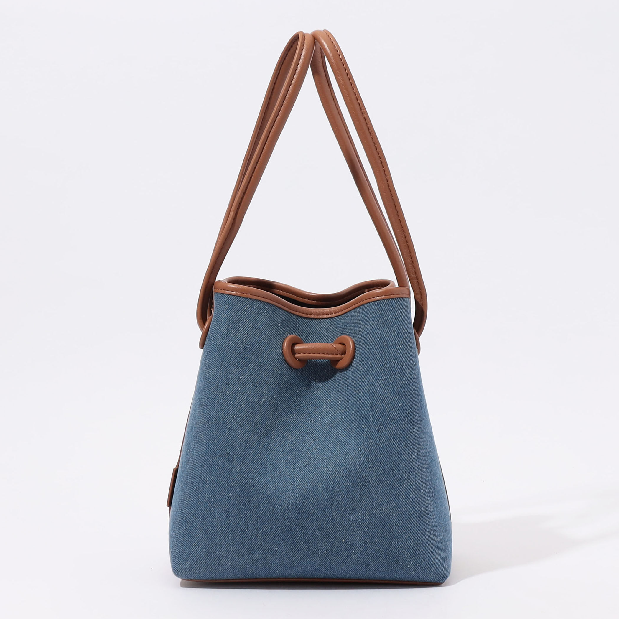 □【別注】VASIC BOND MINI ハンドバッグ｜トゥモローランド