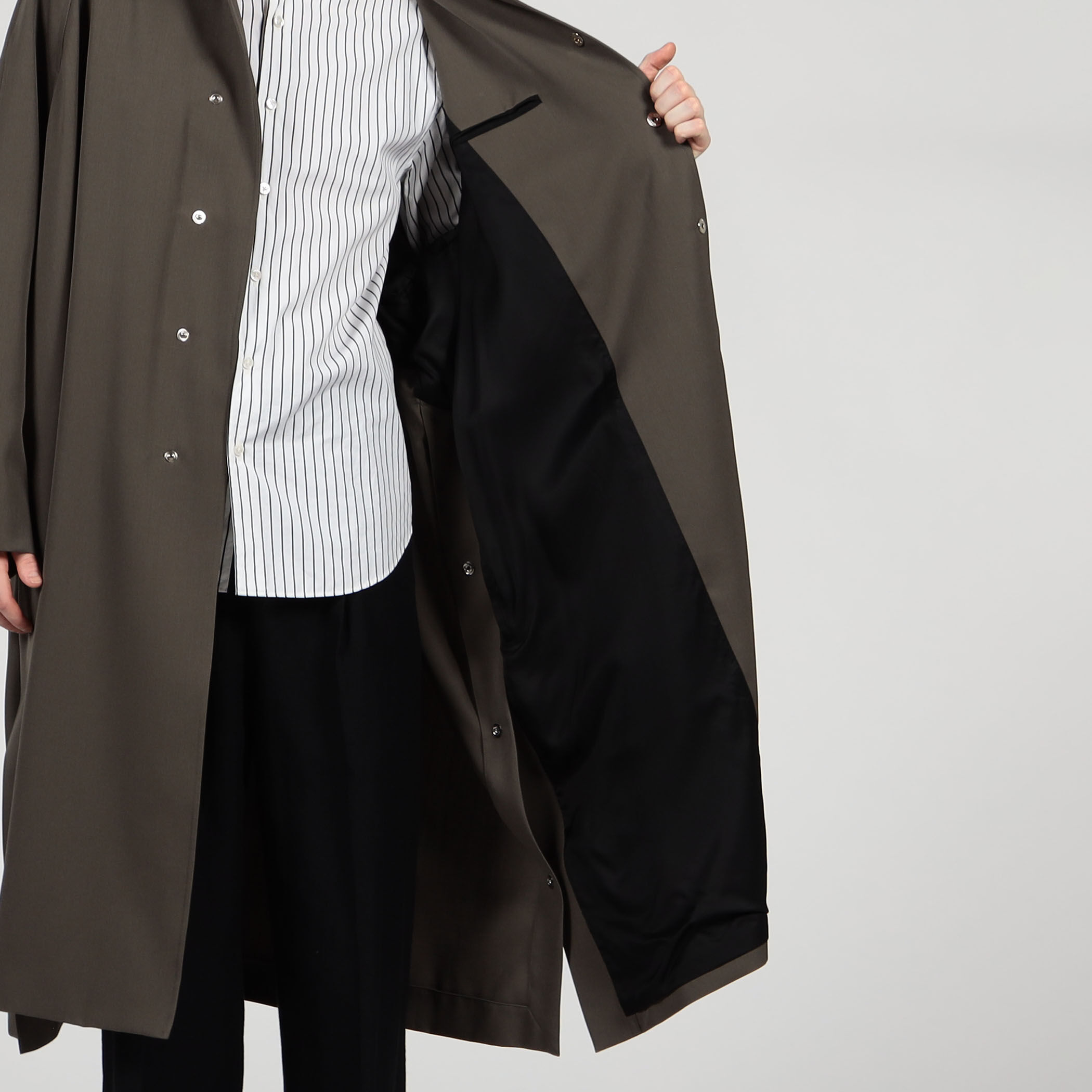 The CLASIK BAL COLLAR PONCHO｜トゥモローランド 公式通販