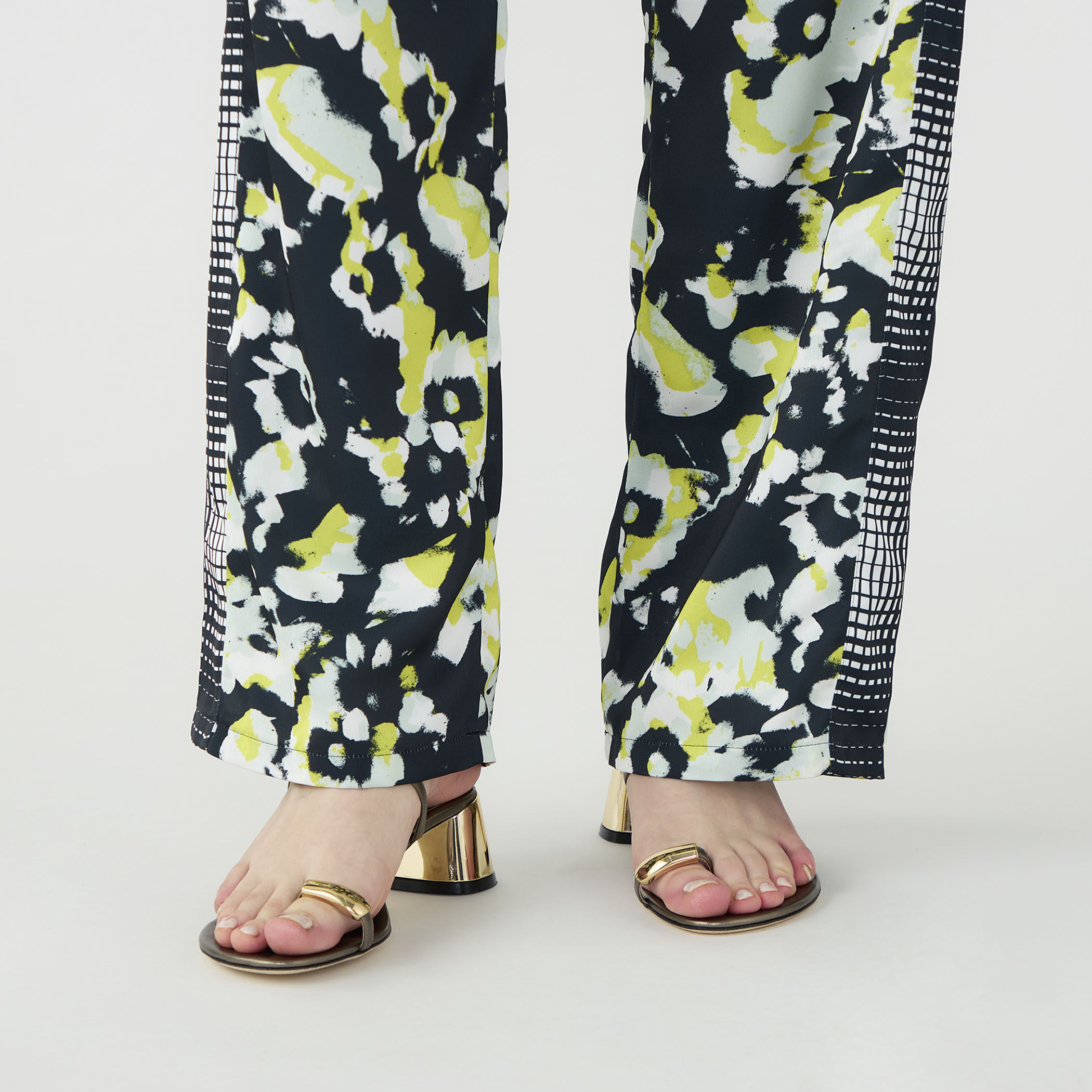 別注】TELMA Printed Line パンツ｜トゥモローランド 公式サイト