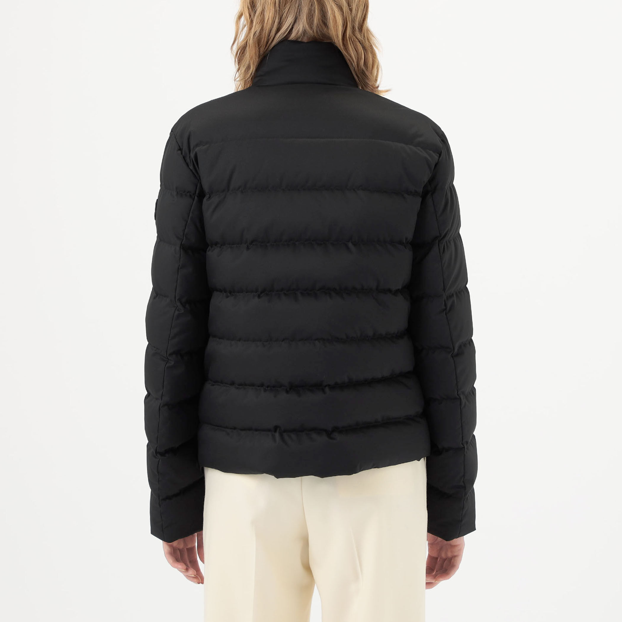 関税込★VIP価格【MONCLER】Bessettes ショートダウンジャケット ビジネスマン王道*MONCLER*BESSショートダウンジャケット