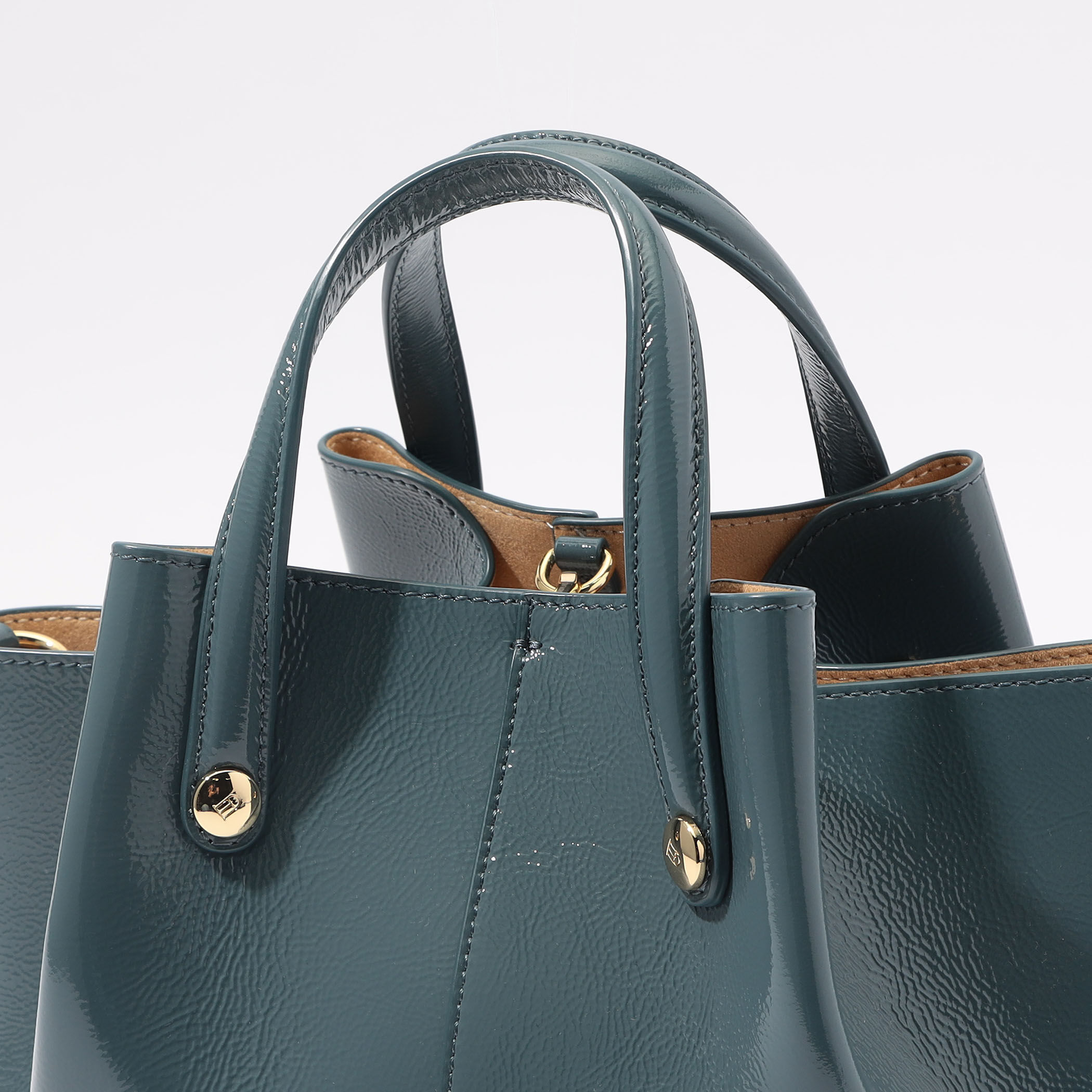 Atelier TOMORROWLAND SHELL MINI エナメルバッグ｜トゥモローランド