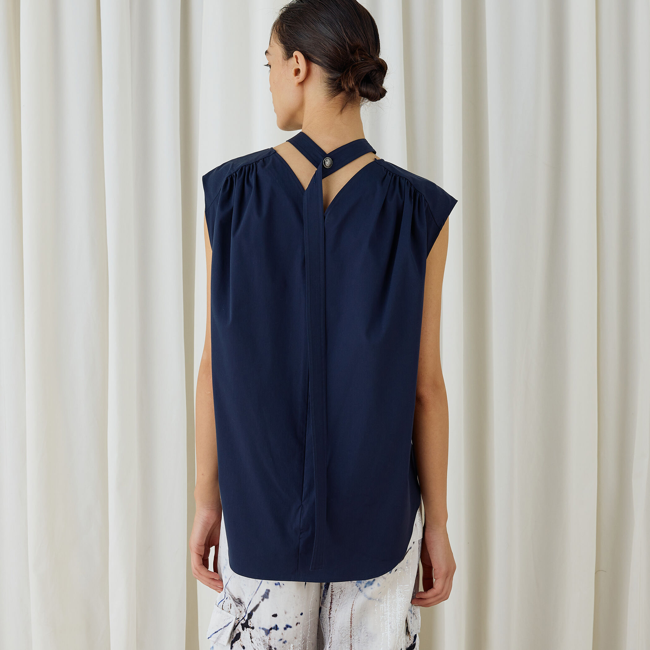 美品 M-premier BLACK ストレッチブロードVフリルシャツ 24SS 人気アイテムBEST5＠松坂屋名古屋店 | m-i-d | M-PREMIER(エム