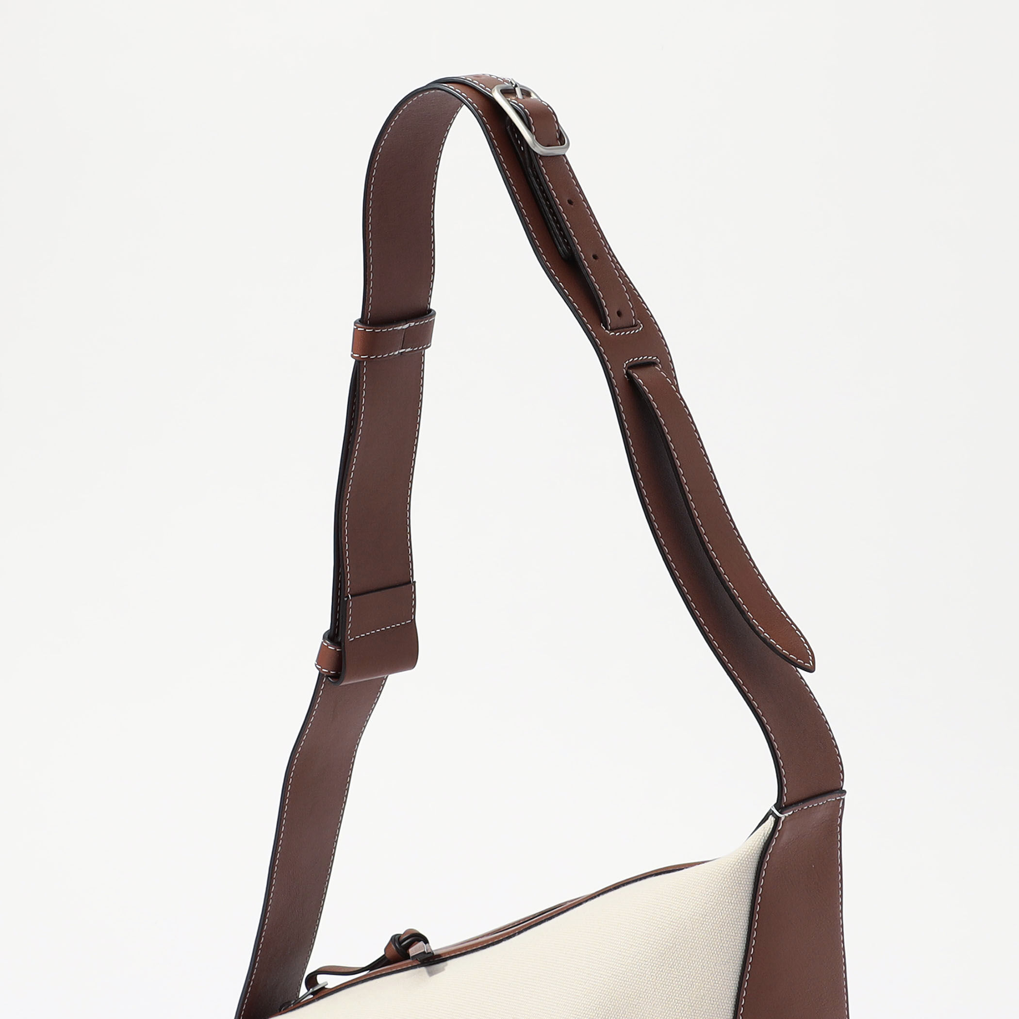 SAGAN VIENNA FUROSHIKI CROSSBODY バッグ｜トゥモローランド 公式サイト