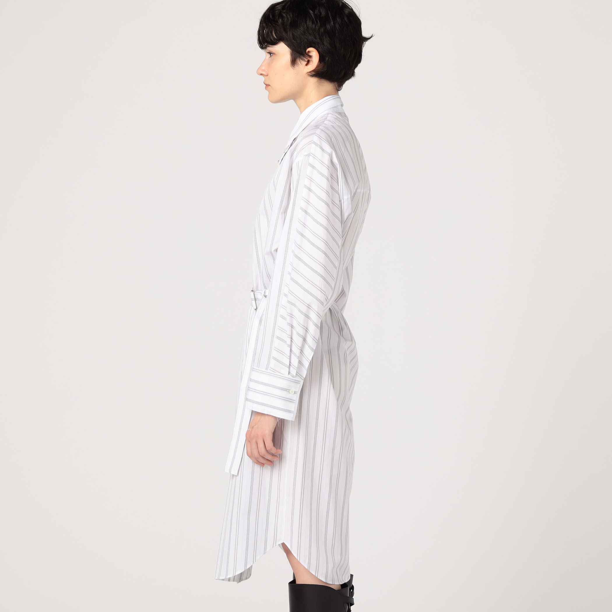 美品✨定価2.6万 トゥモローランド DES PRÉS コットンシャツワンピース コンパクトプレーンコットン シャツワンピース｜トゥモローランド 公式