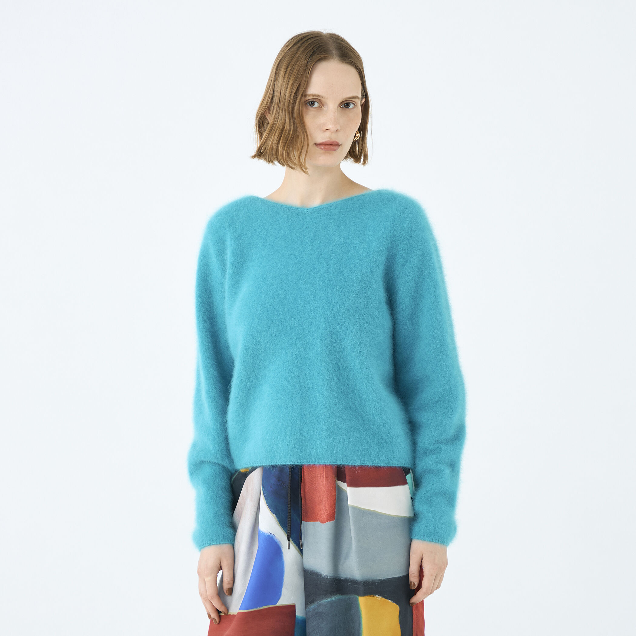 フラッフィーヤーン Vネックプルオーバー｜トゥモローランド 公式通販