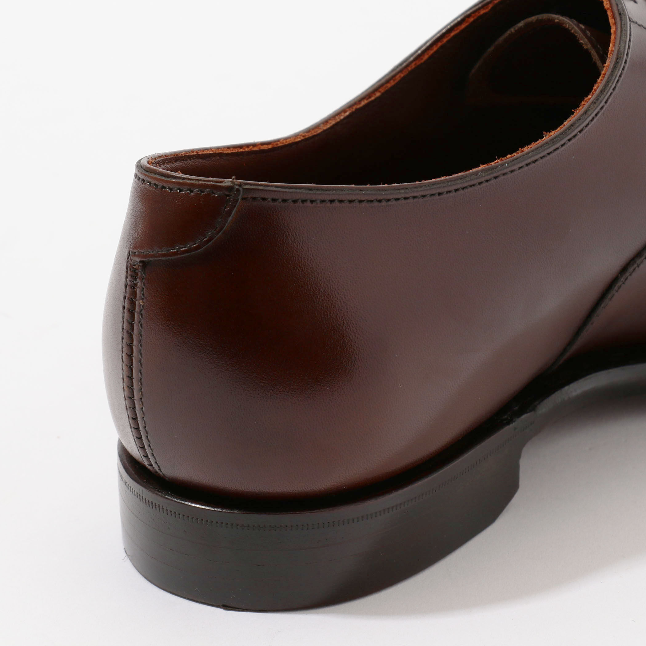 CROCKETT&JONES BELGRAVE3 パンチドキャップトゥ レザーシューズ