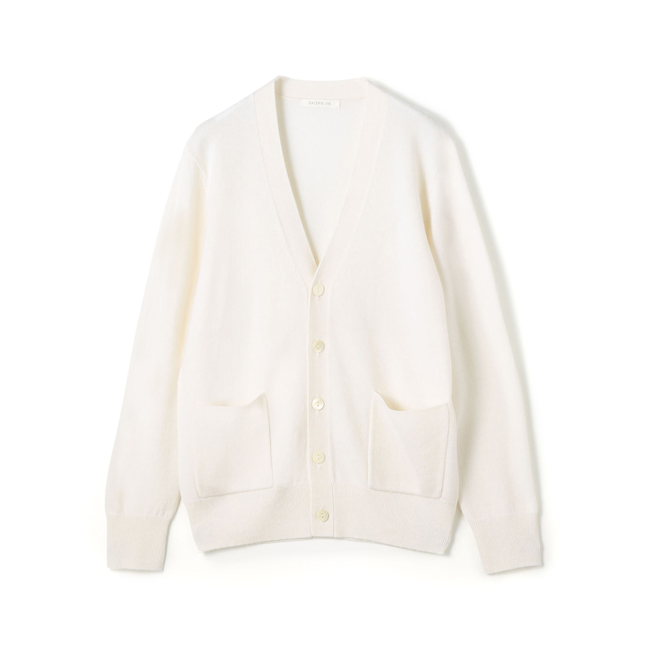 美品 24AWギャルリーヴィー スコットランドカシミヤ100カーディガン5.8万 美品 24AWギャルリーヴィー スコットランドカシミヤ100カーディガン5.8