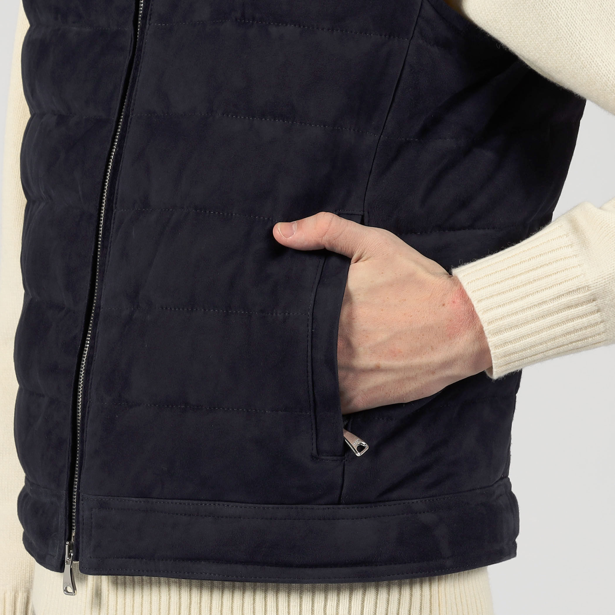 別注】EMMETI JURI スエード ダウンベスト｜トゥモローランド 公式通販