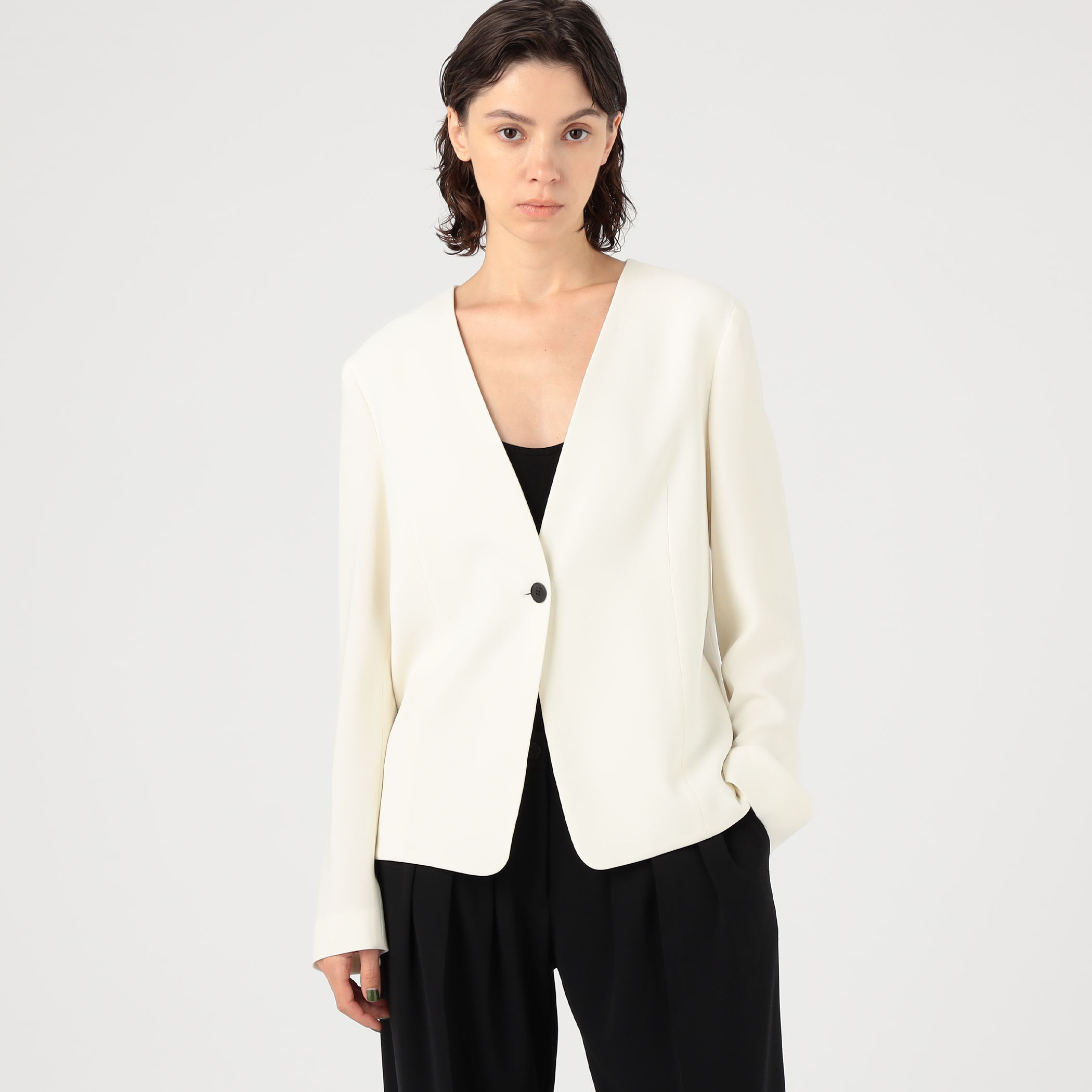 ライトダブルクロス ノーカラージャケット｜トゥモローランド 公式通販