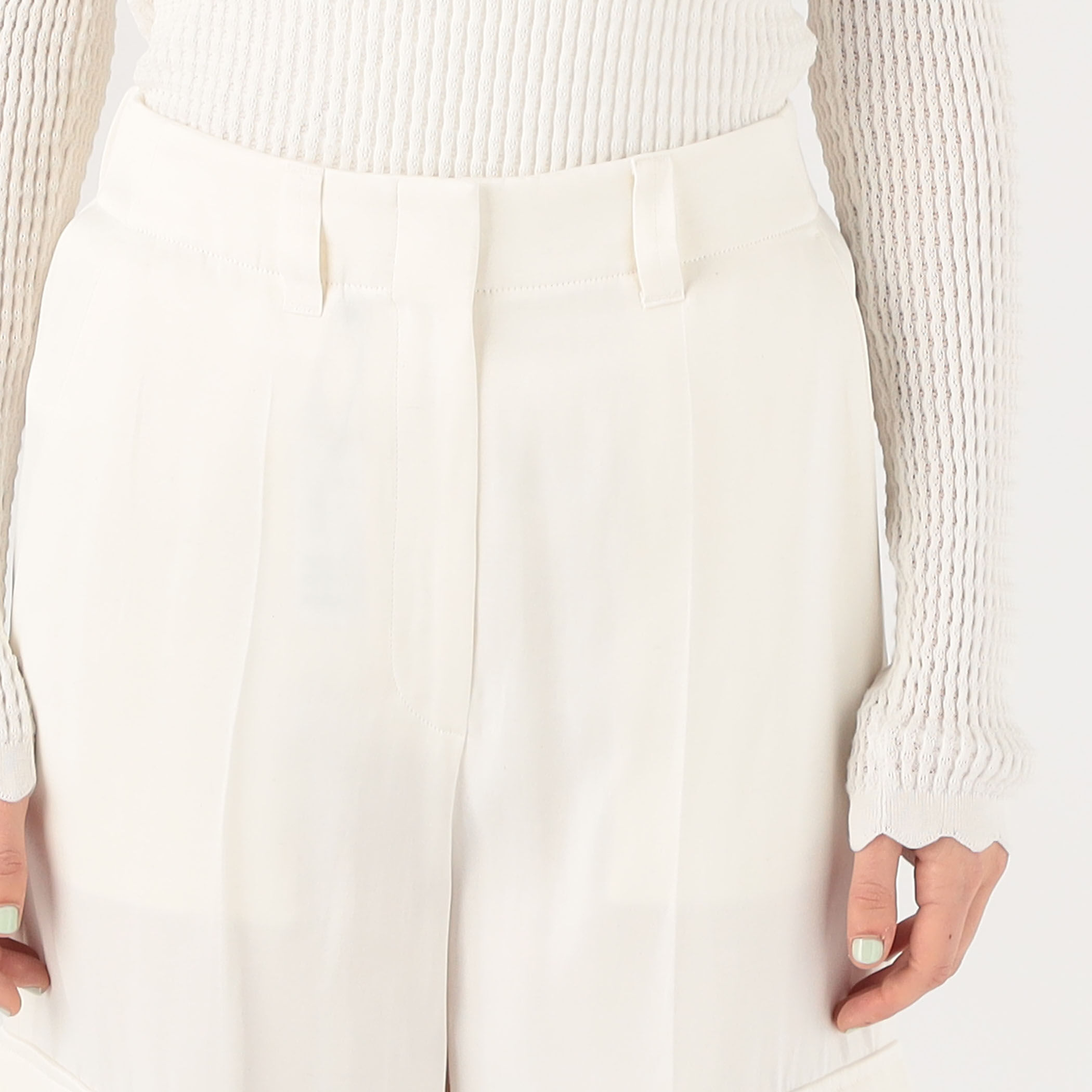 【爽やかWhiteで軽やか】HERMES クロップドパンツ Blanc Naturel 麻レーヨンふっくらパンツ / C7443 / 100cm-110cm - L.COPECK