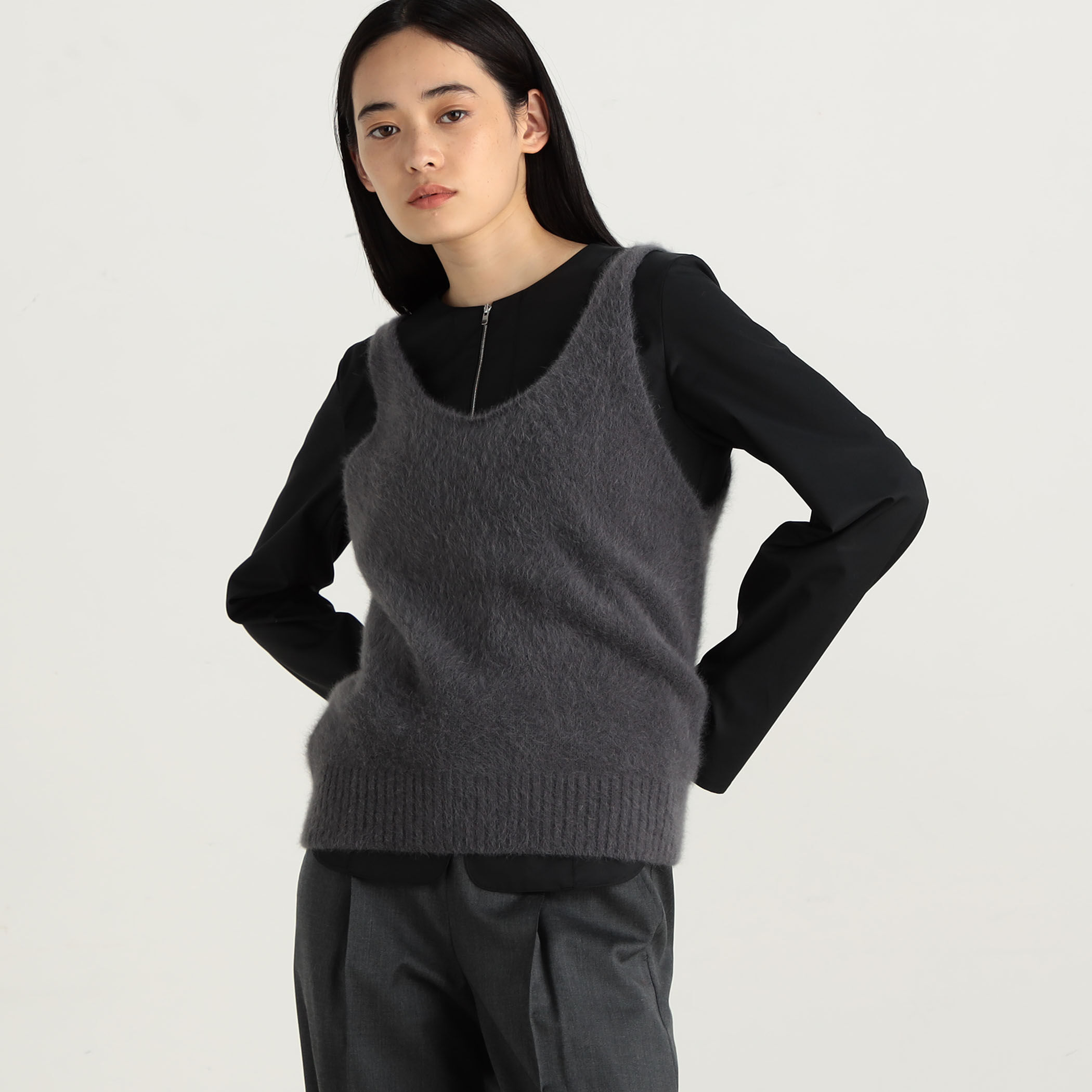 フォックスカシミヤ ニットベスト｜トゥモローランド 公式通販