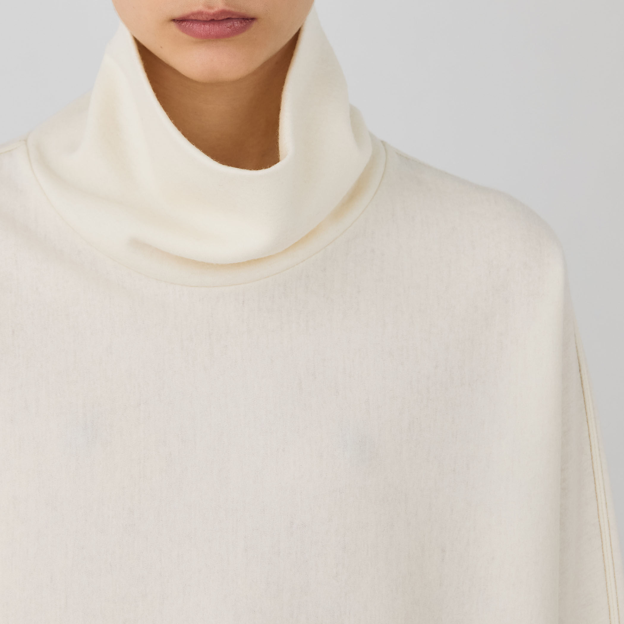 ニットコンビネーション タートルネックプルオーバー