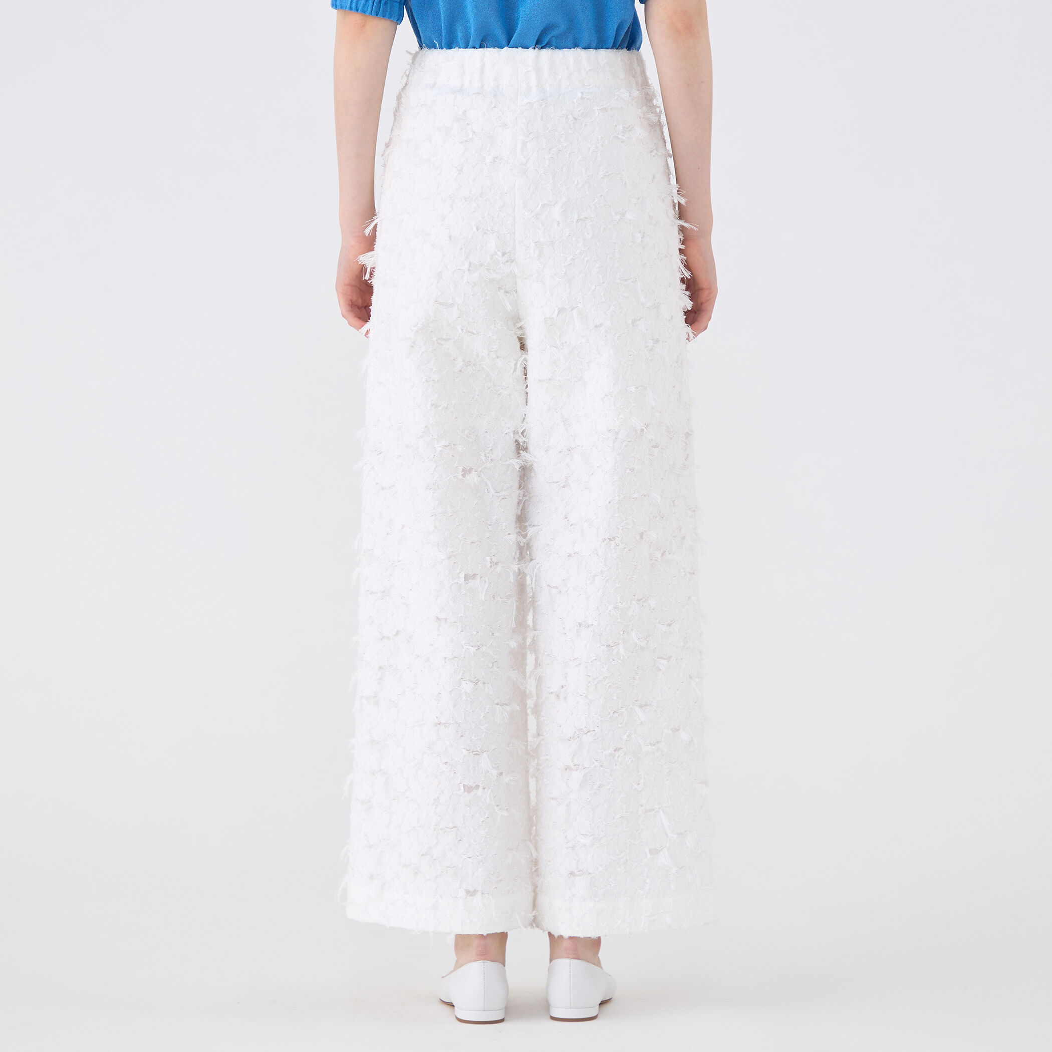 フラワーカットジャカード セミワイドパンツ｜トゥモローランド 公式通販