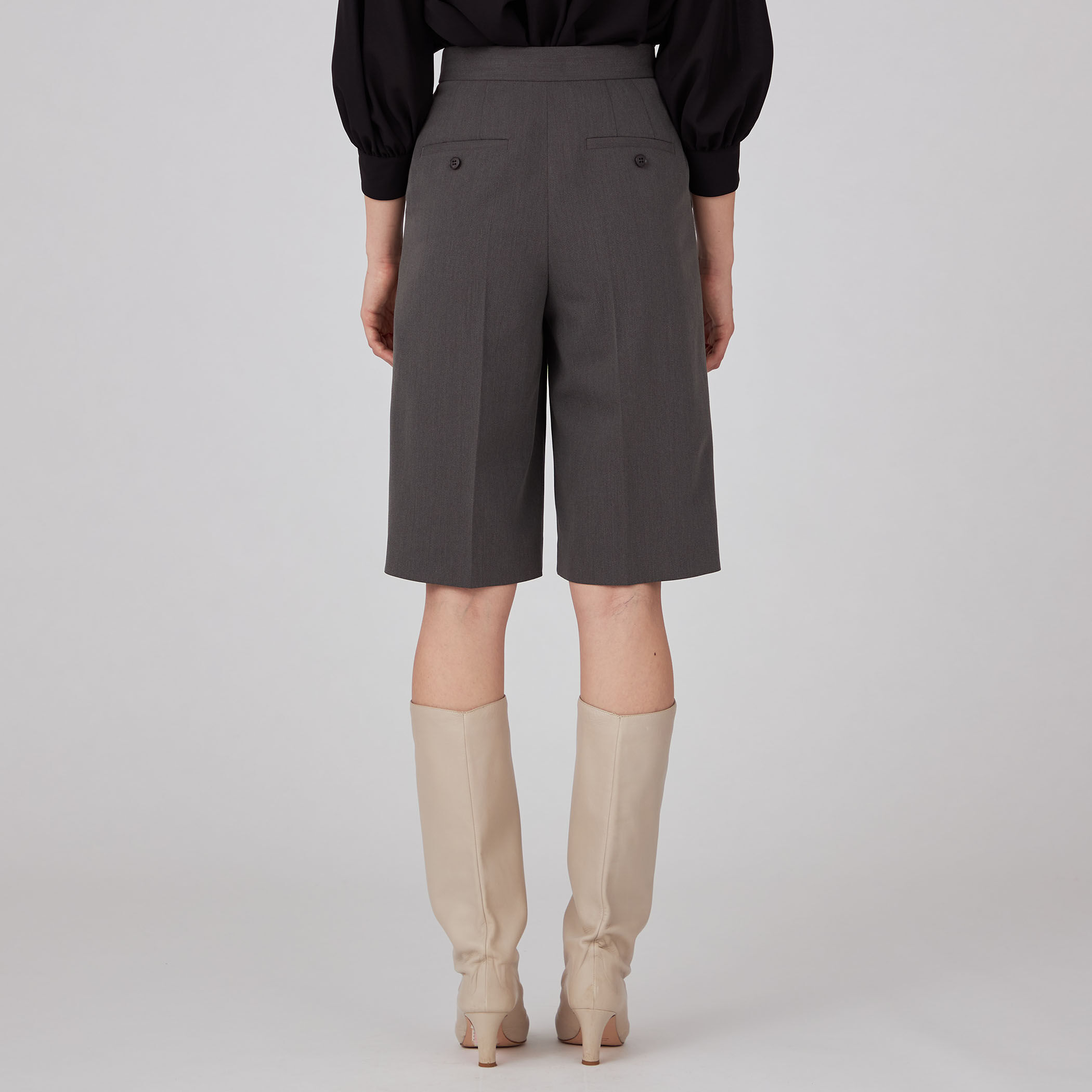 クリアツイル バミューダパンツ｜トゥモローランド 公式通販