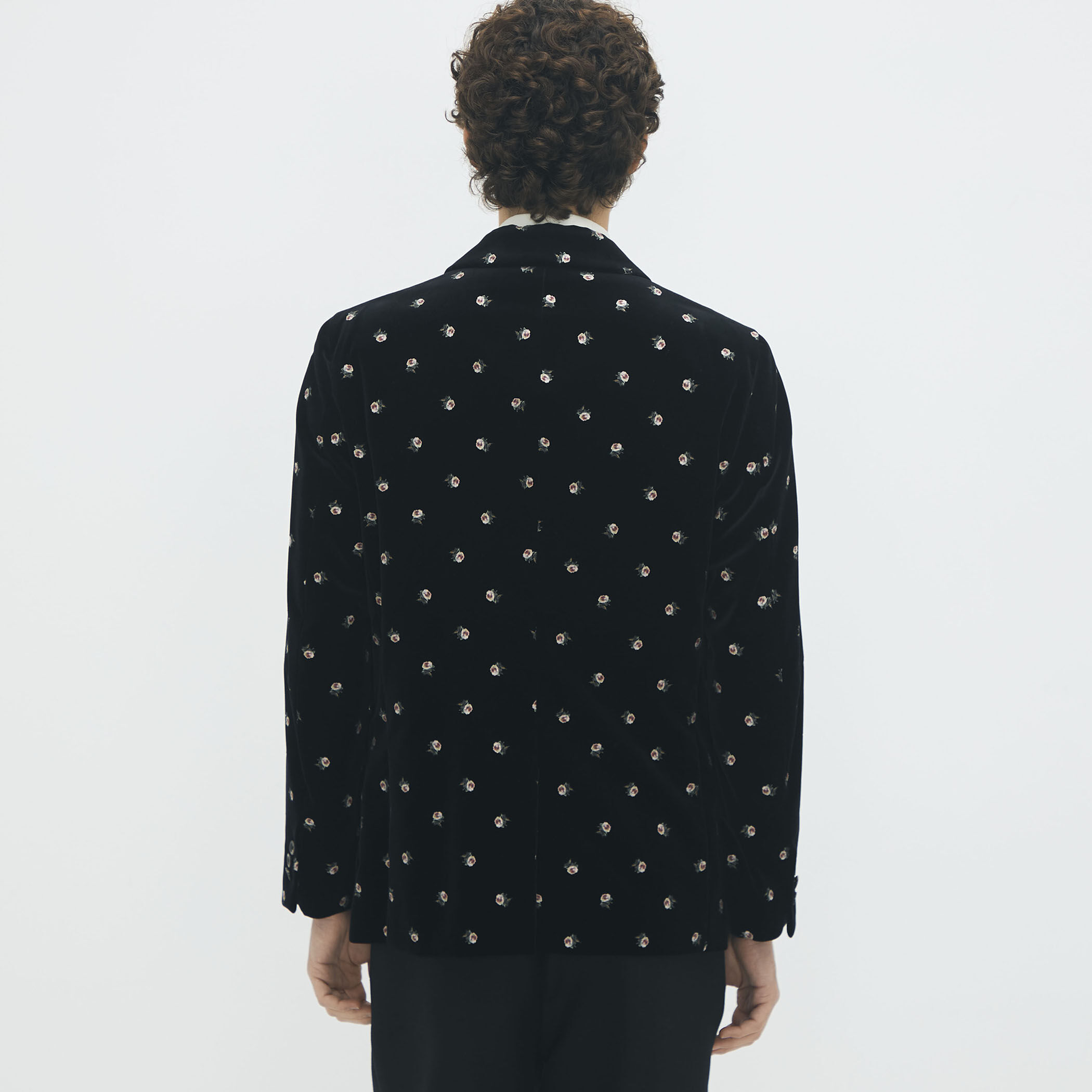 CABaN ベロアローズプリント テーラードジャケット｜トゥモローランド