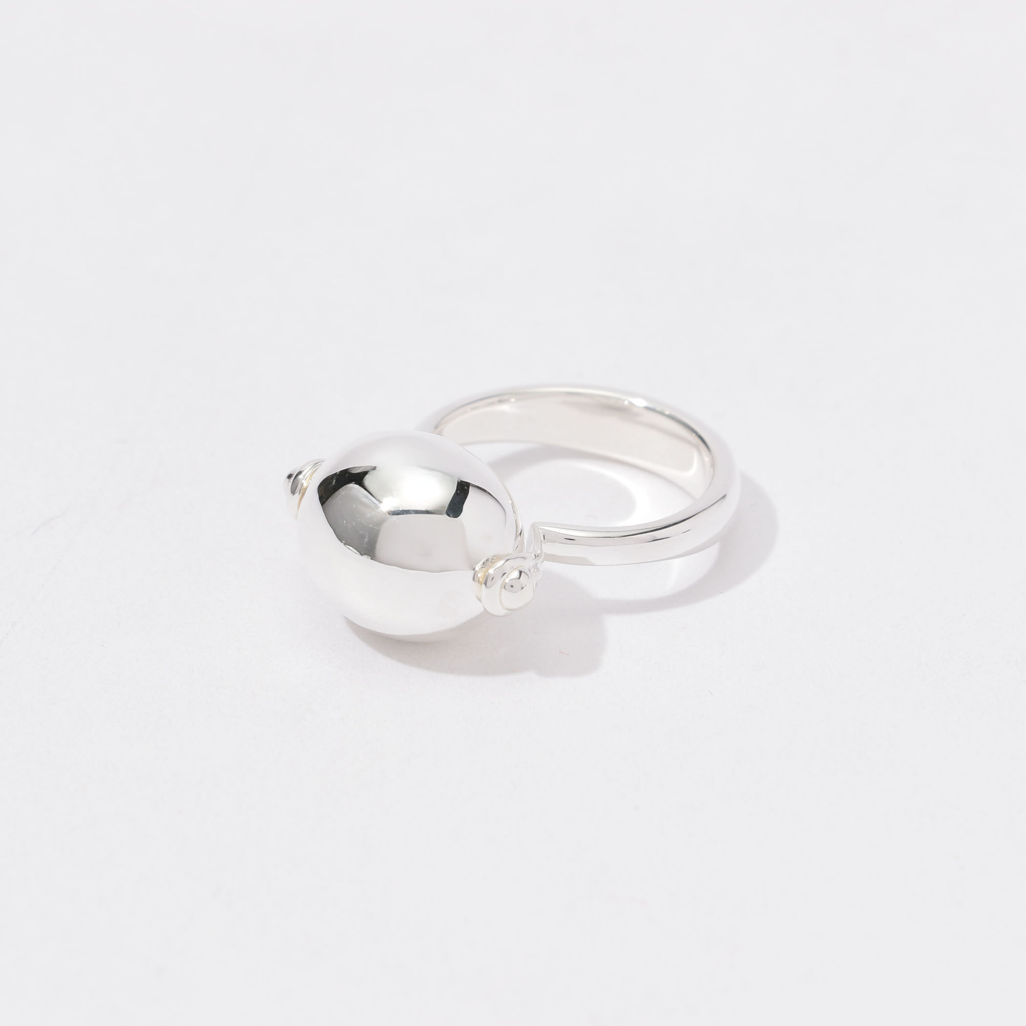 アナリンピック　 Annika Inez Ellipse リング｜トゥモローランド 公式通販