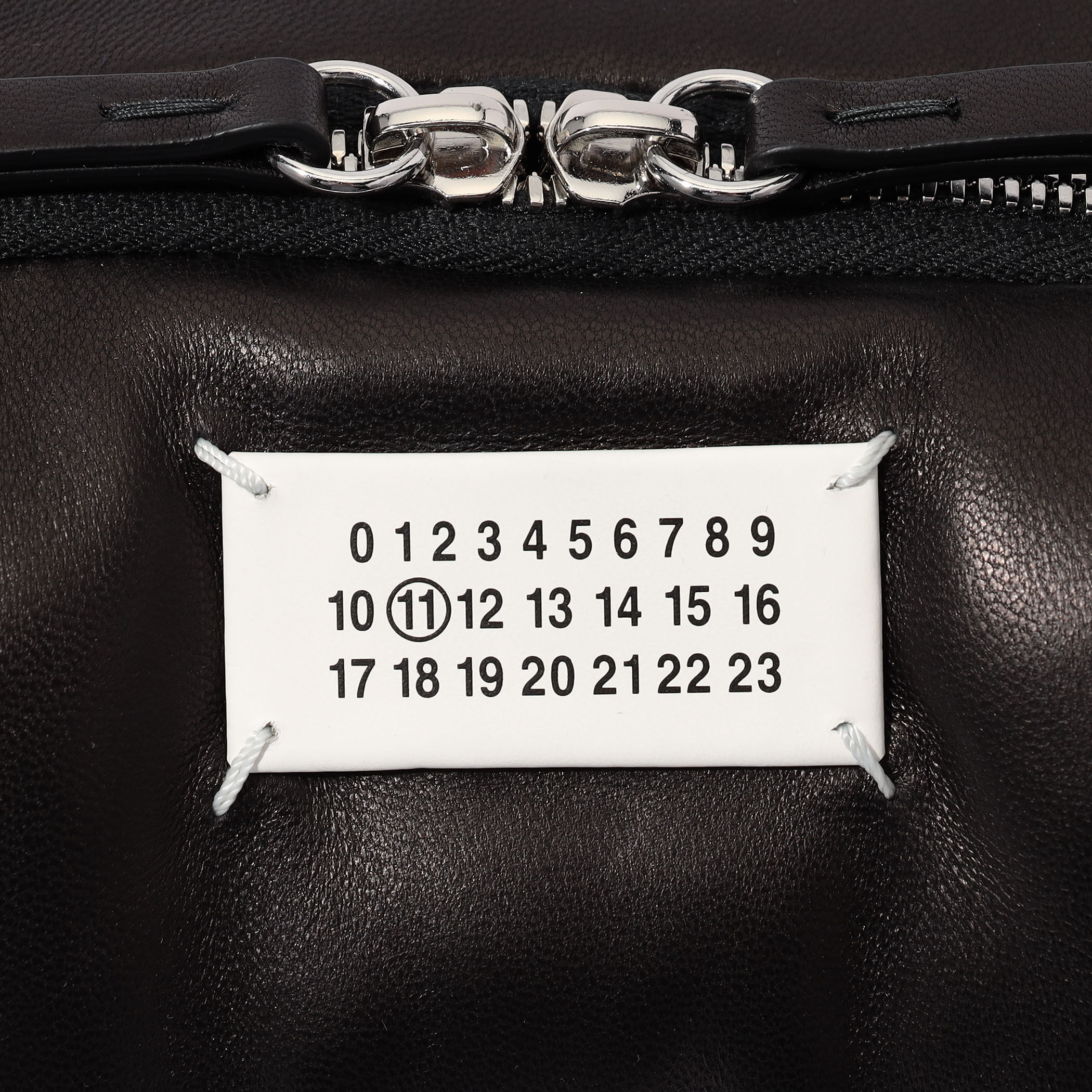Maison Margiela GLAM SLAM PILLOW｜トゥモローランド 公式サイト