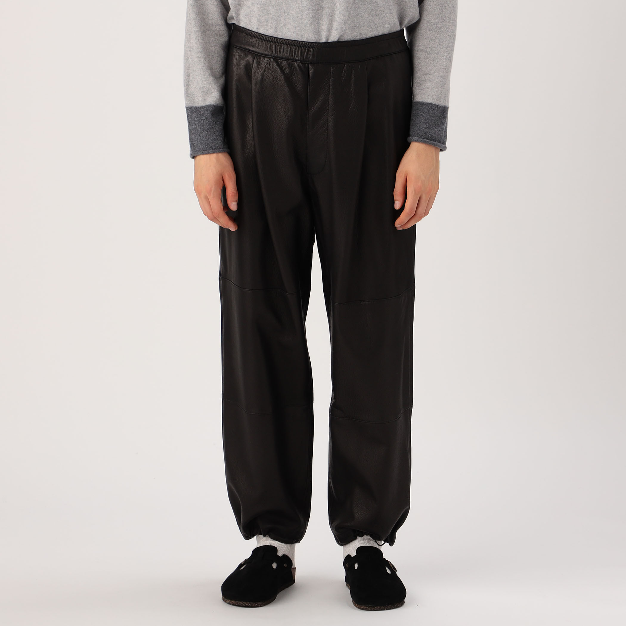 ゴートレザー ストレートパンツ｜トゥモローランド 公式通販