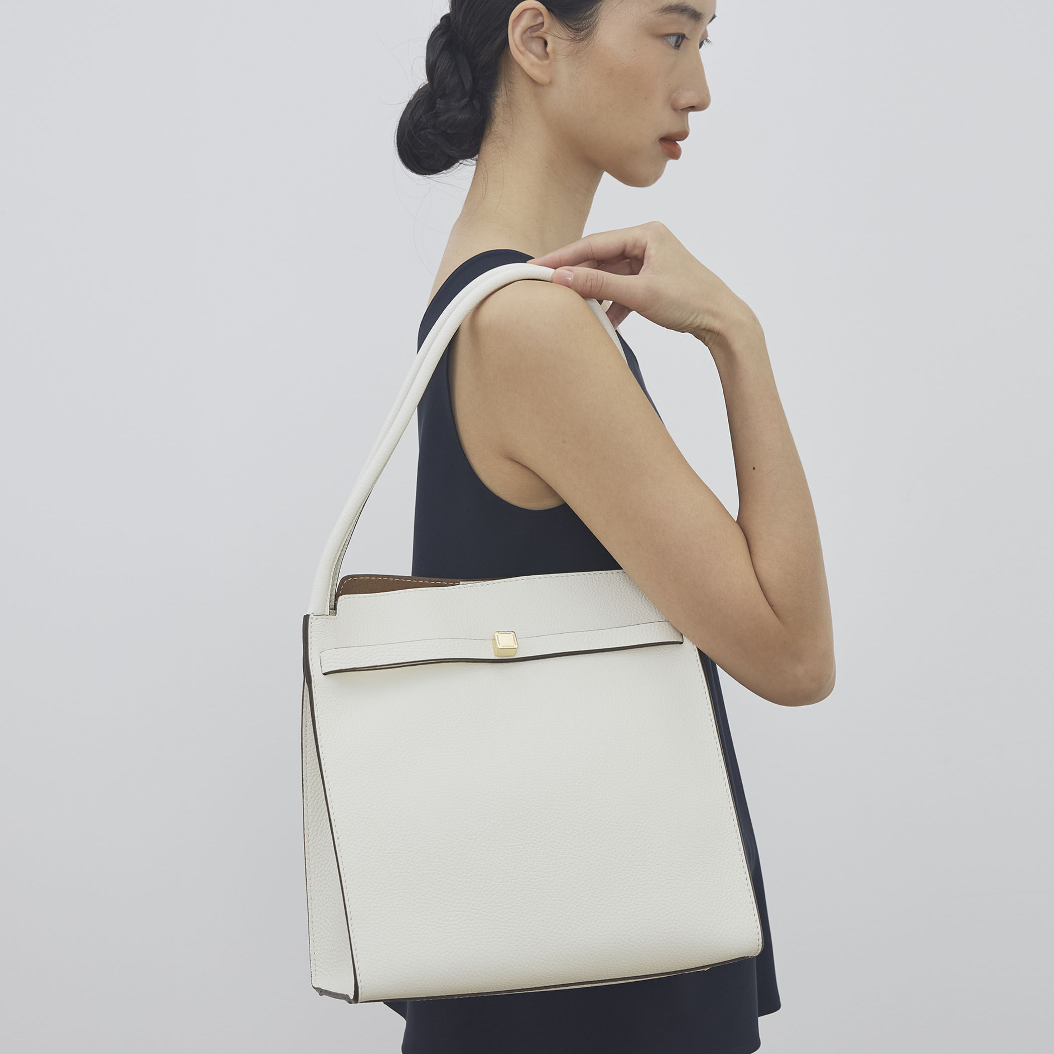 LORISTELLA NAOMI ショルダーバッグ｜トゥモローランド 公式通販